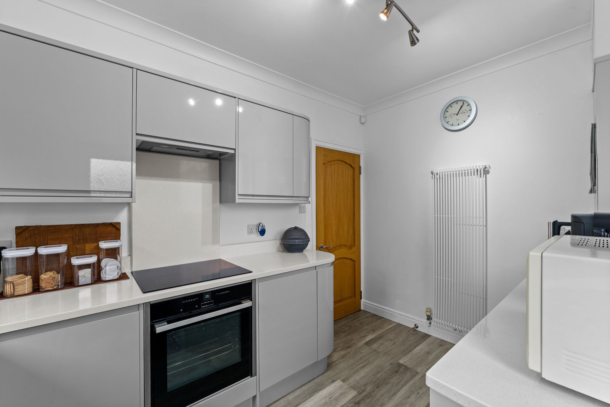 3 bed detached bungalow for sale in Princes Close, South Croydon, CR2  - Property Image 6