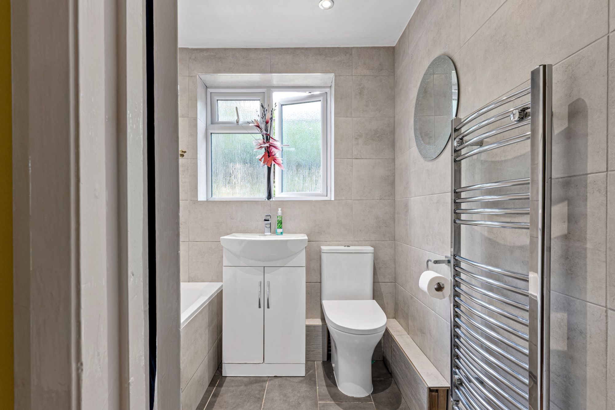 2 bed maisonette for sale in Crewes Lane, Warlingham  - Property Image 4