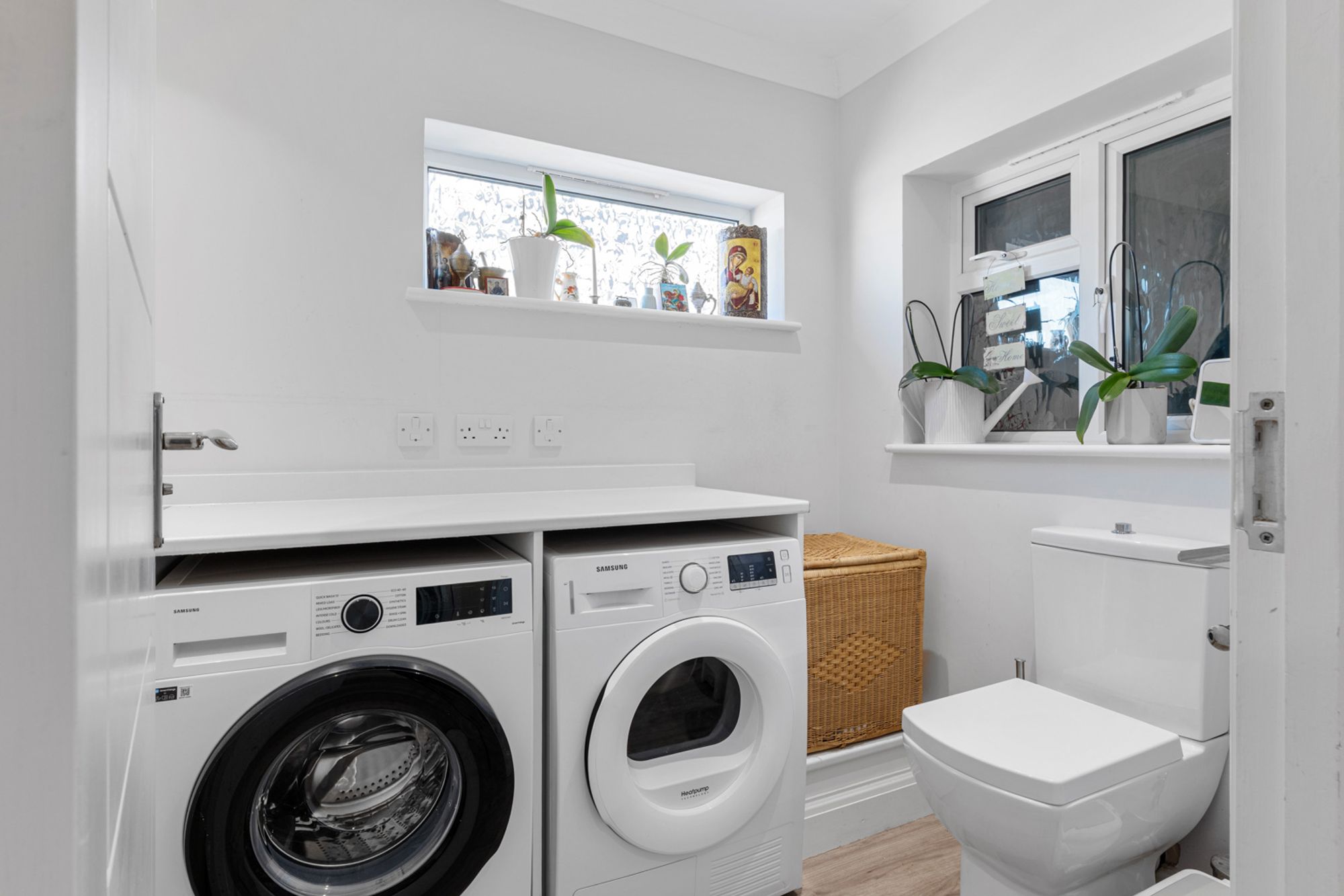 3 bed detached bungalow for sale in Kingswood Lane, Warlingham 12