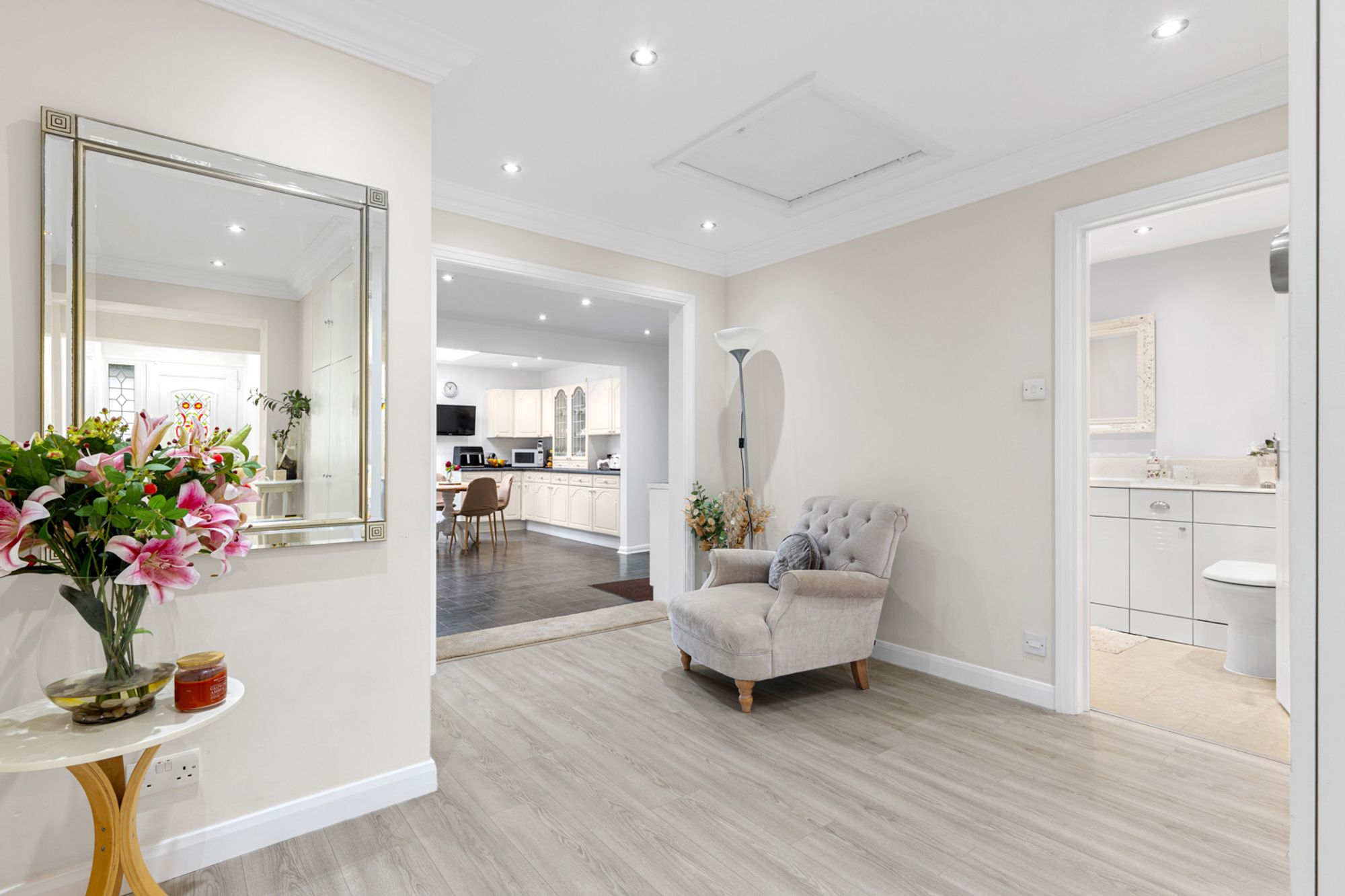 3 bed detached bungalow for sale in Kingswood Lane, Warlingham 2