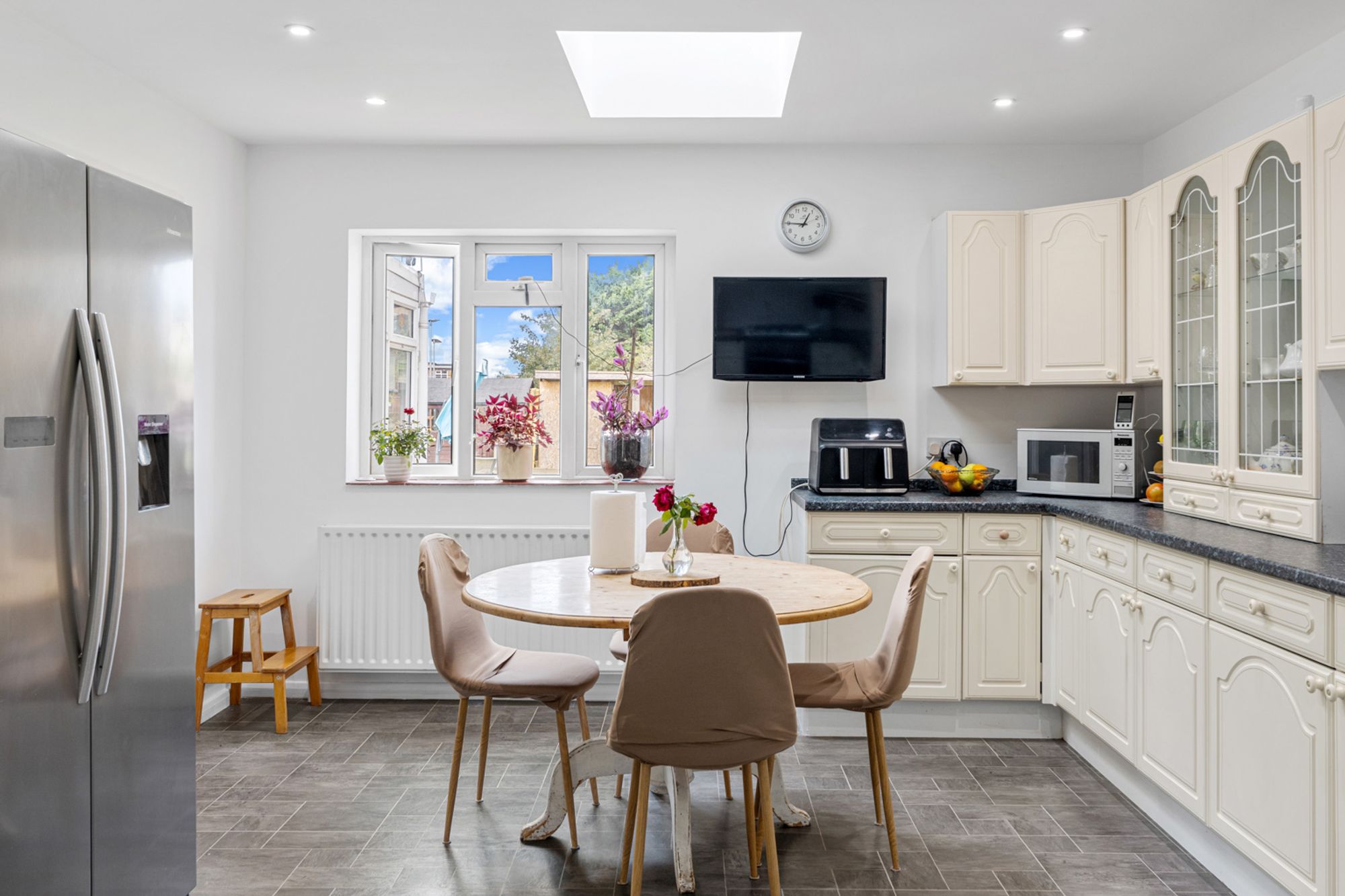 3 bed detached bungalow for sale in Kingswood Lane, Warlingham  - Property Image 7