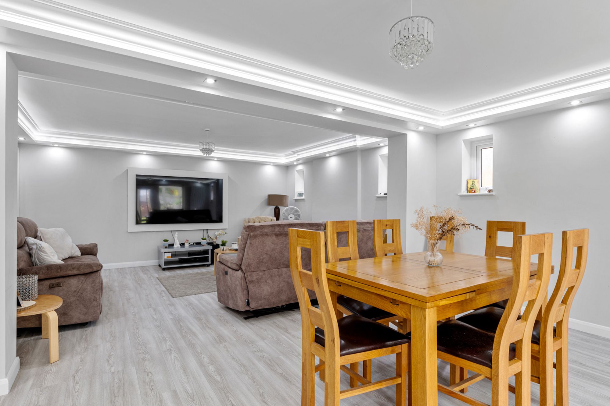3 bed detached bungalow for sale in Kingswood Lane, Warlingham  - Property Image 5