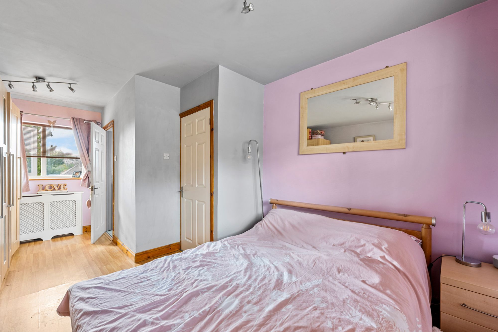 4 bed semi-detached house for sale in Orchard Road, South Croydon 15