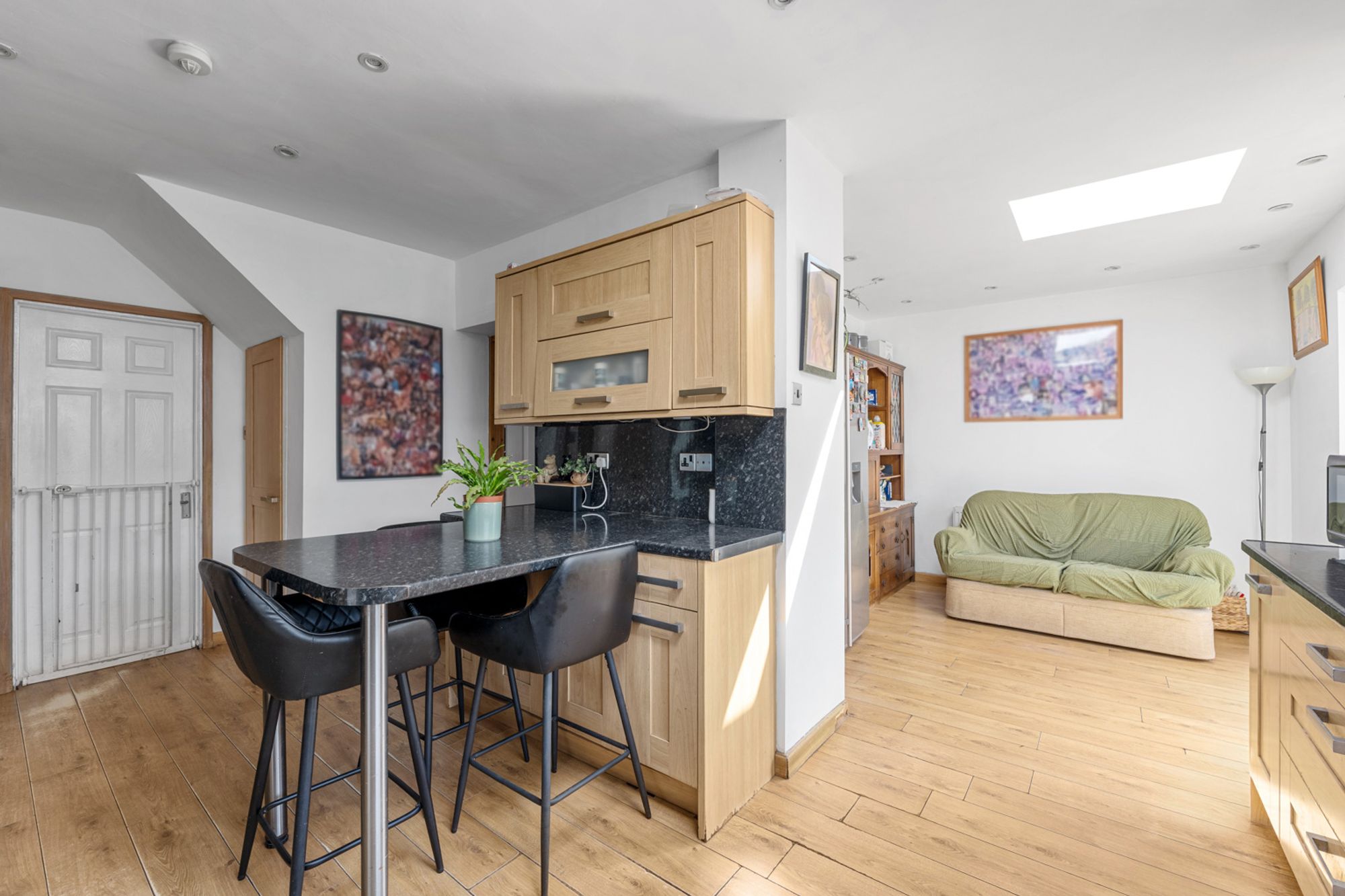 4 bed semi-detached house for sale in Orchard Road, South Croydon 3