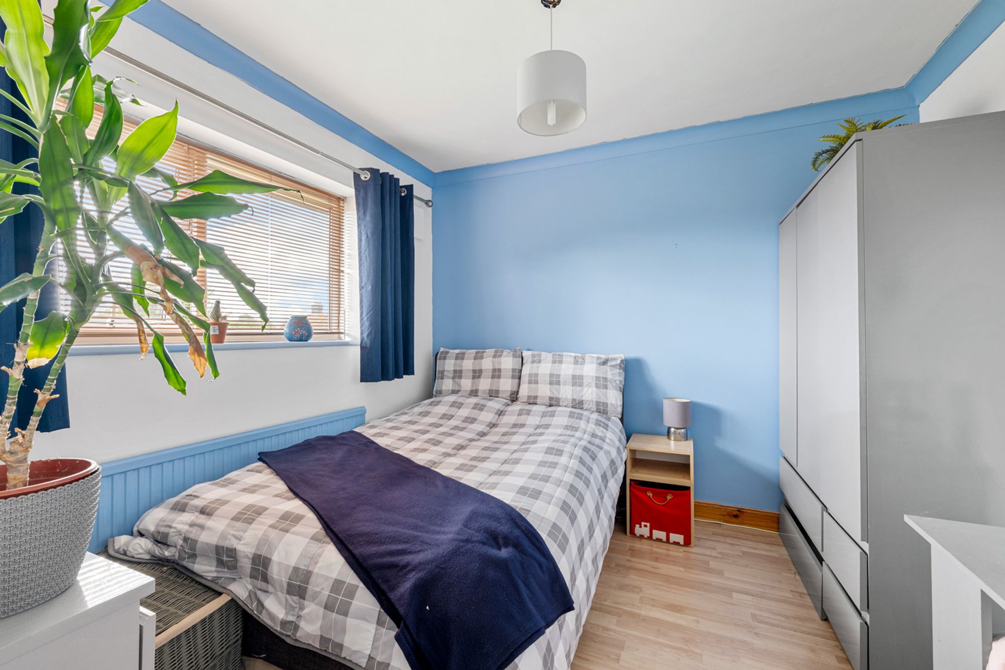 4 bed semi-detached house for sale in Orchard Road, South Croydon 17