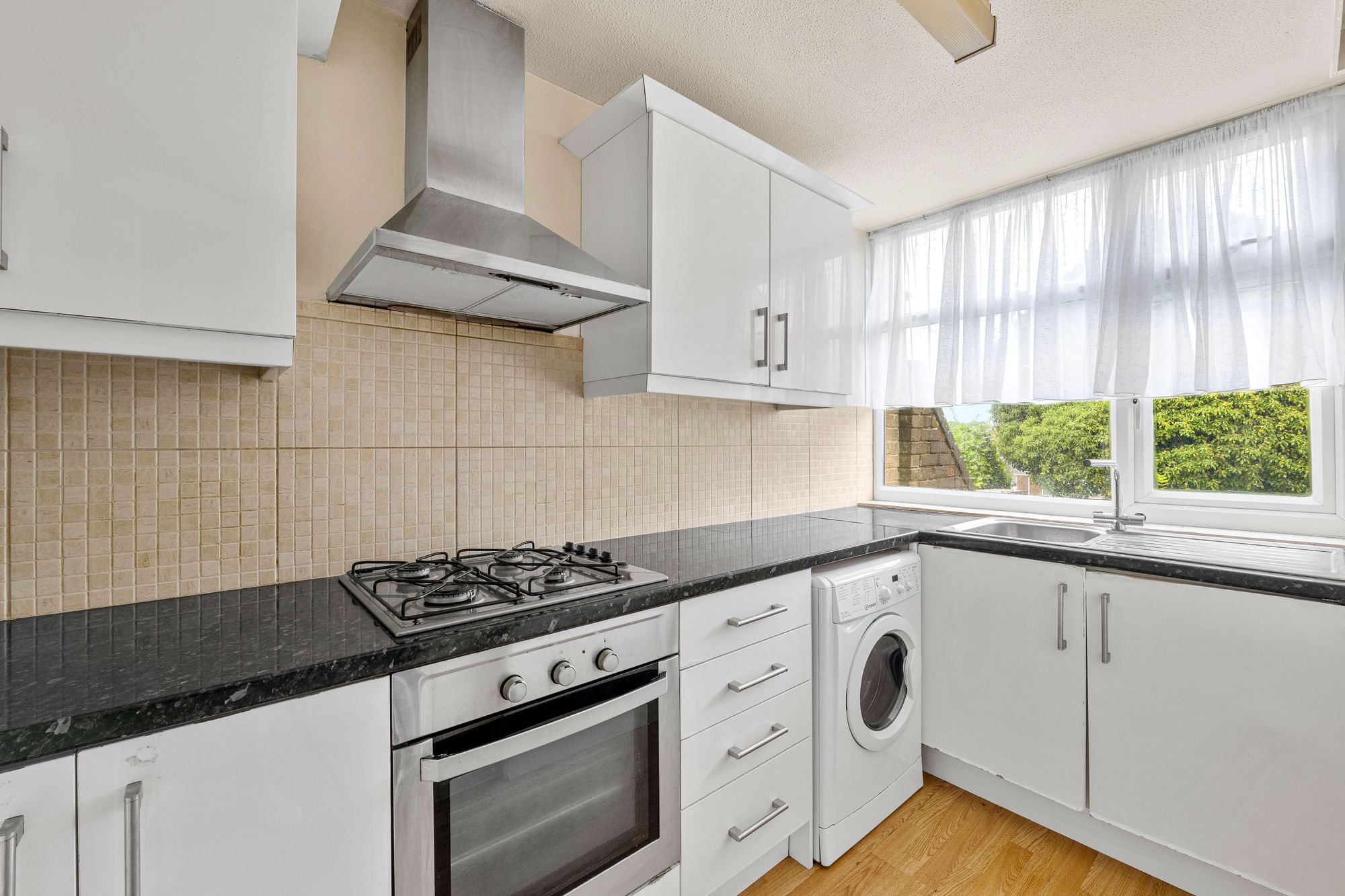 2 bed terraced house for sale in Court Wood Lane, Croydon  - Property Image 13