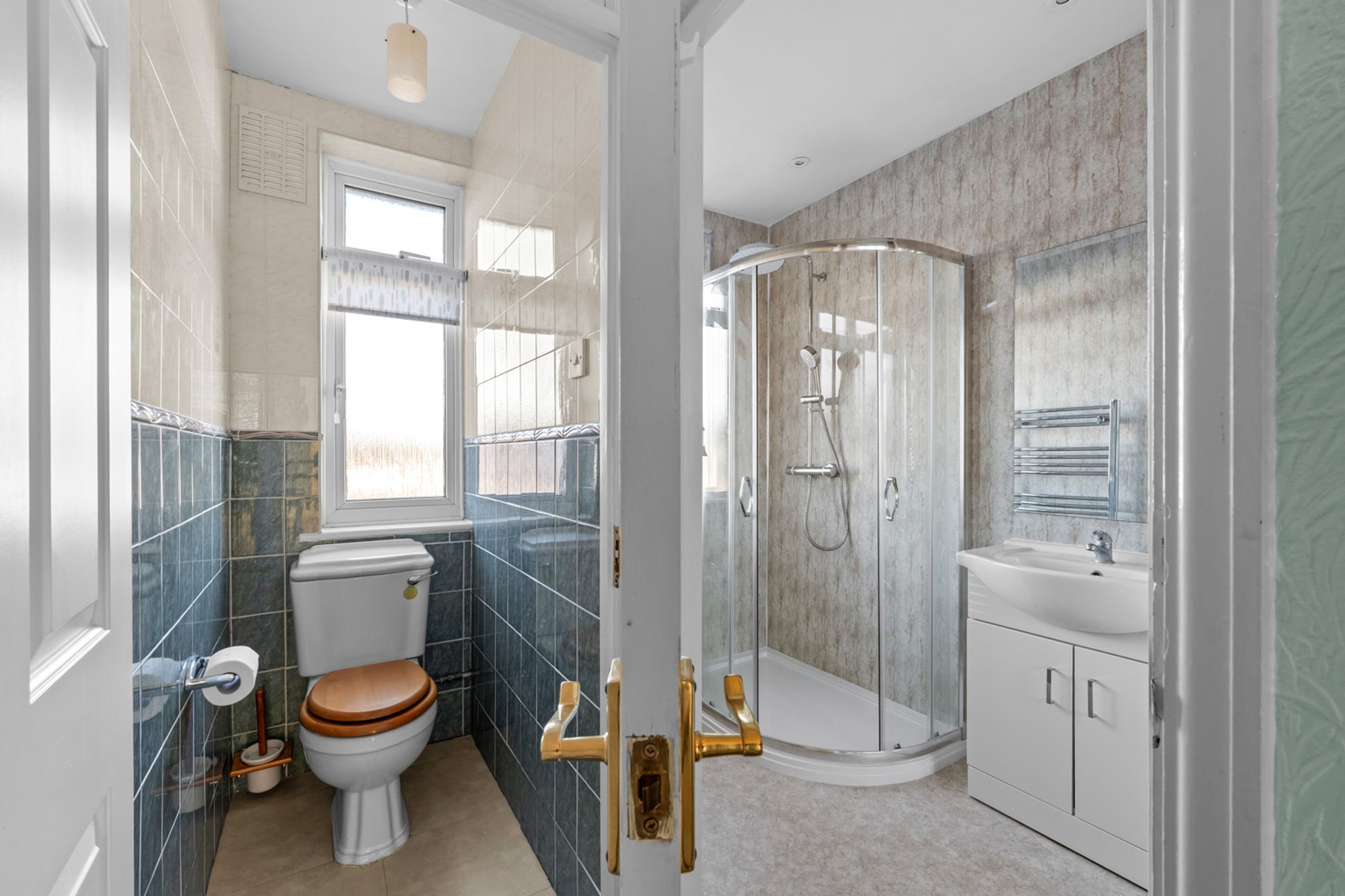 3 bed end of terrace house for sale in Godalming Avenue, Wallington, SM6  - Property Image 7