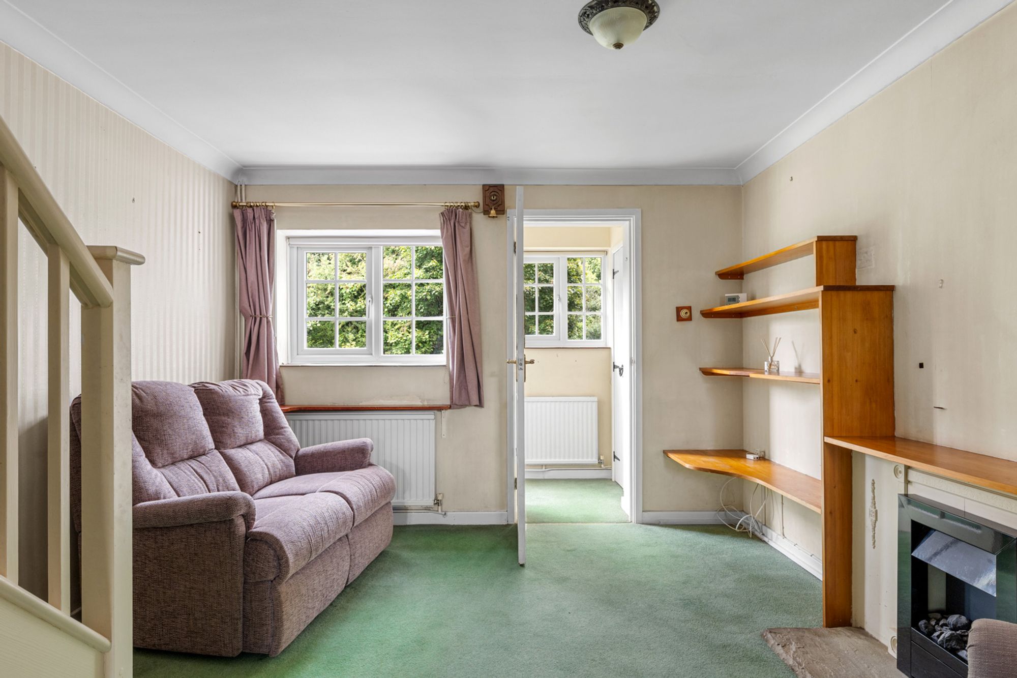 2 bed mid-terraced house for sale in Stoneleigh Road, Oxted  - Property Image 8