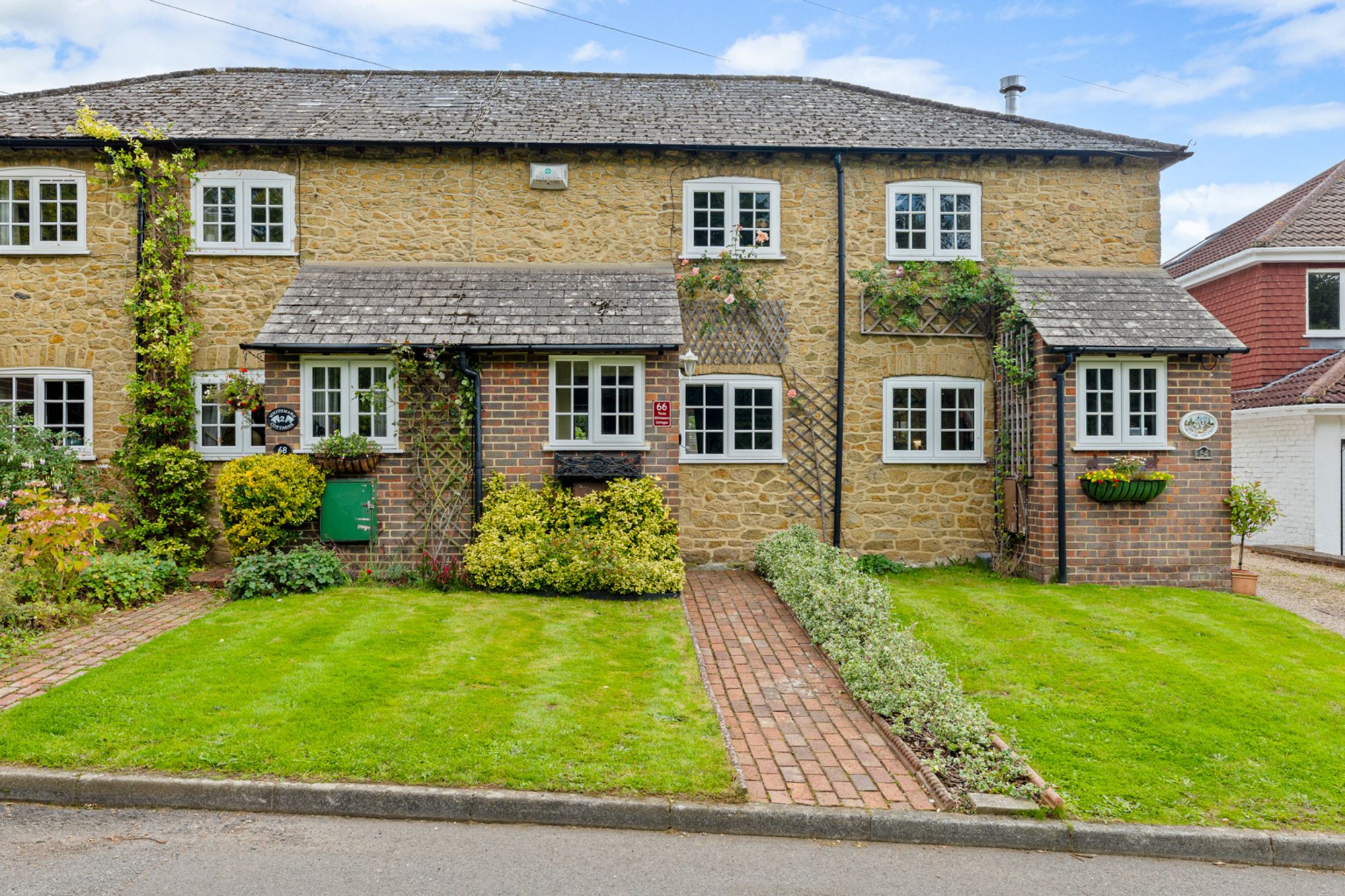 2 bed mid-terraced house for sale in Stoneleigh Road, Oxted  - Property Image 20