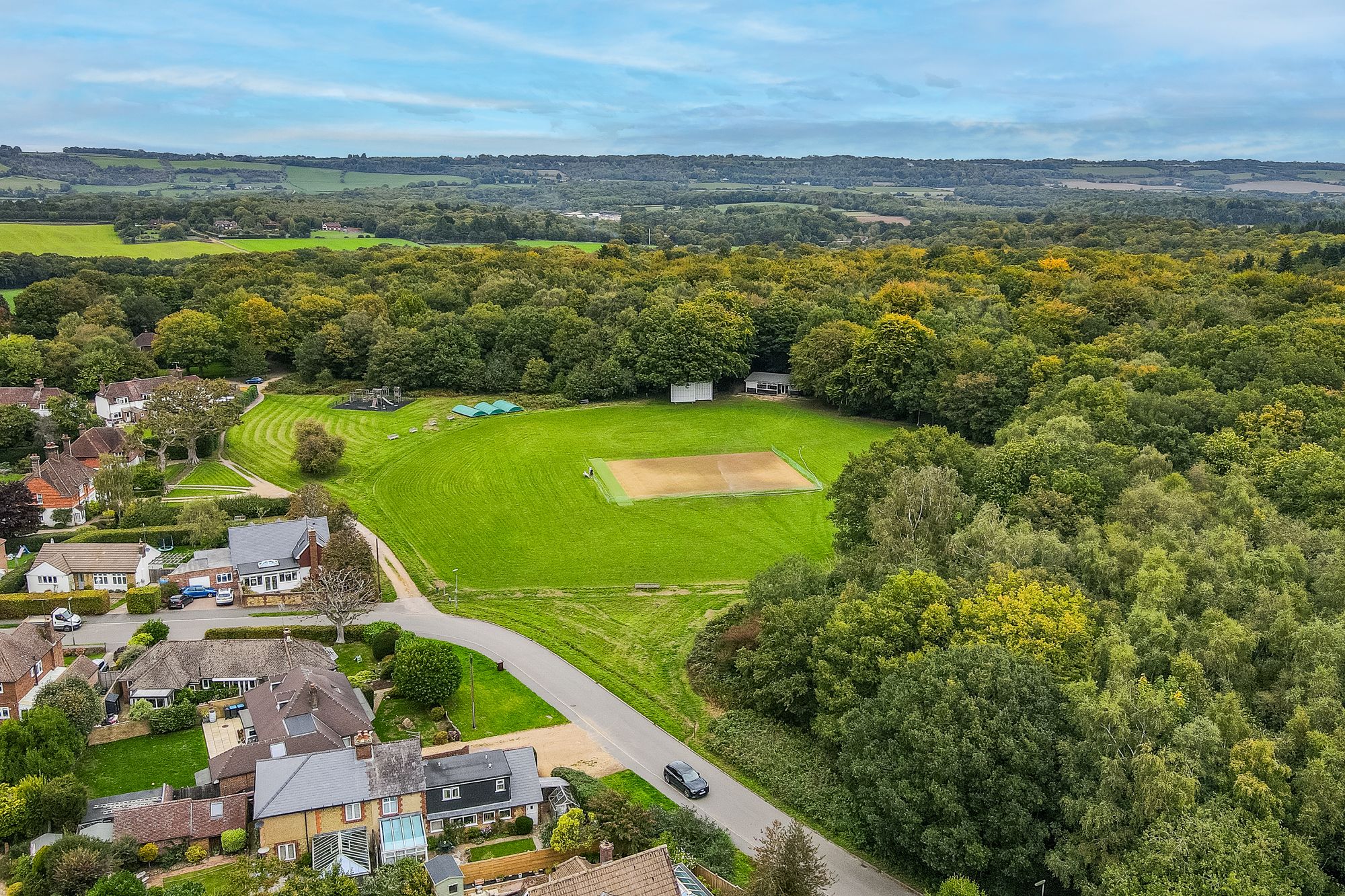 2 bed mid-terraced house for sale in Stoneleigh Road, Oxted  - Property Image 21