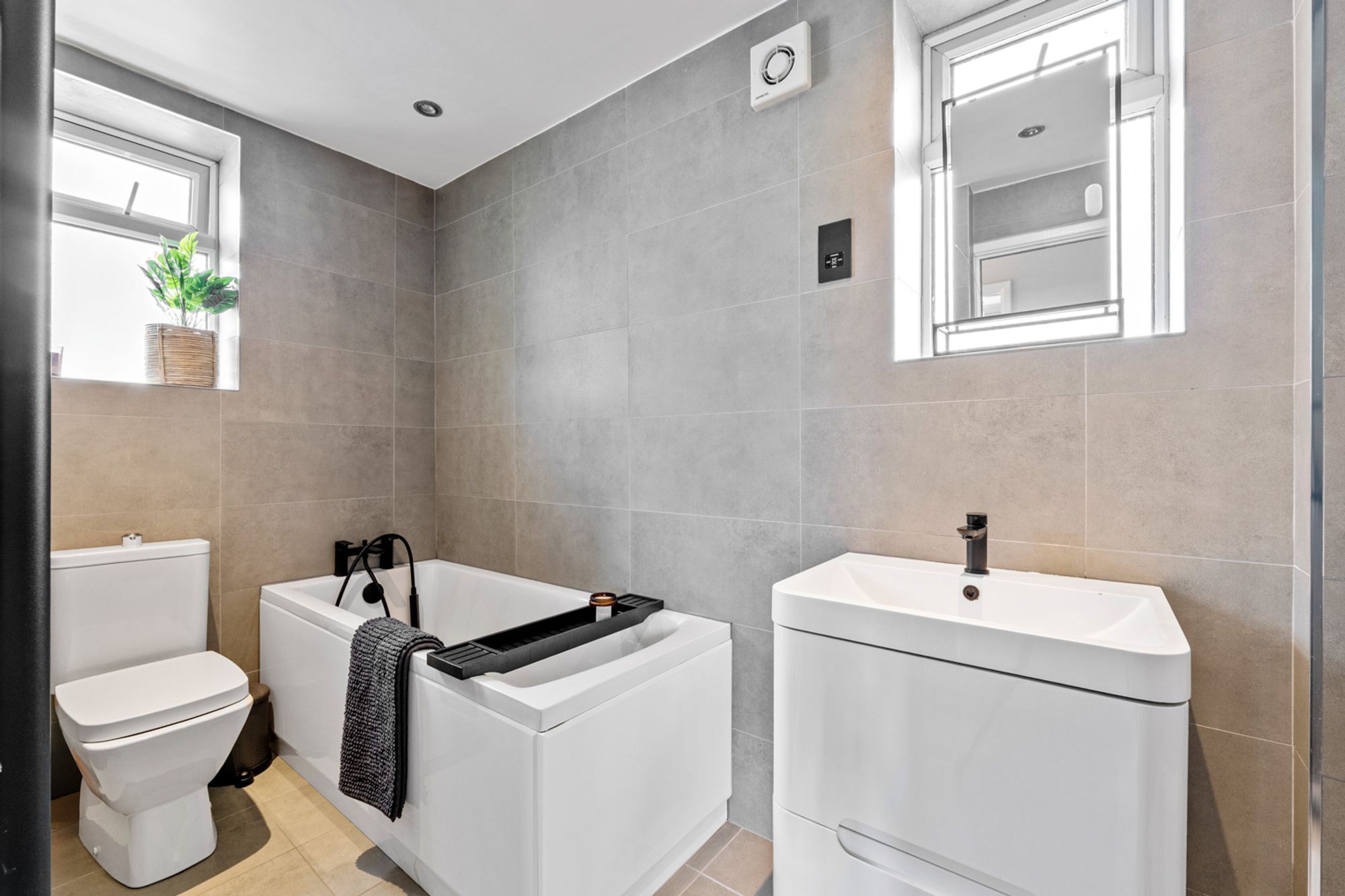 3 bed semi-detached house for sale in Wentworth Way, South Croydon 8