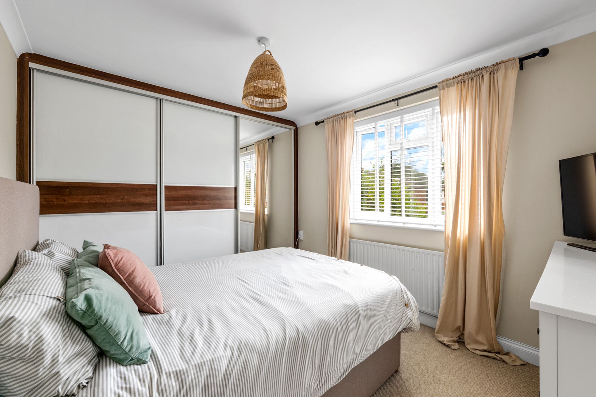 3 bed semi-detached house for sale in Wentworth Way, South Croydon 14