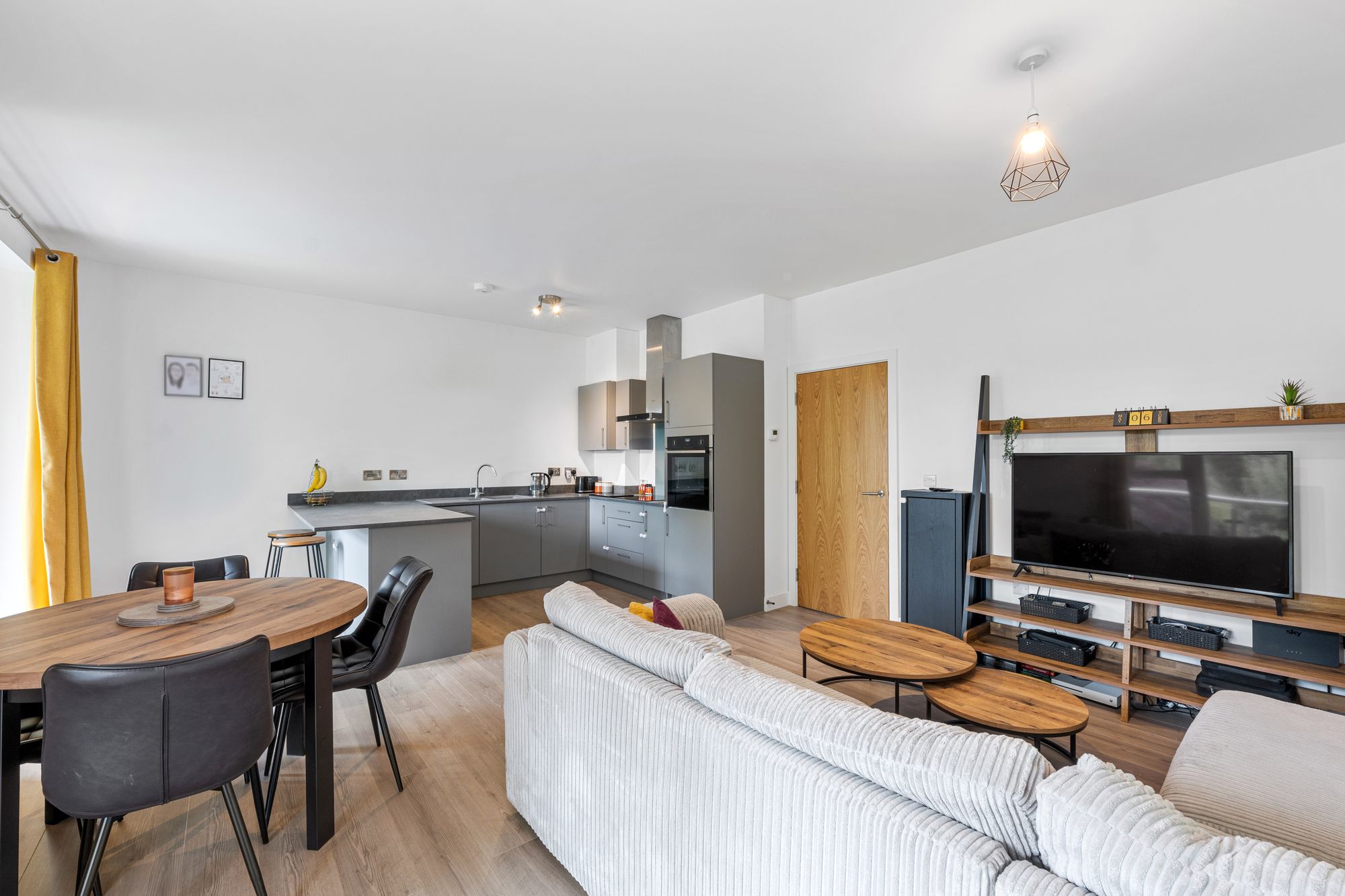 1 bed flat for sale in Rectory Park, South Croydon 3