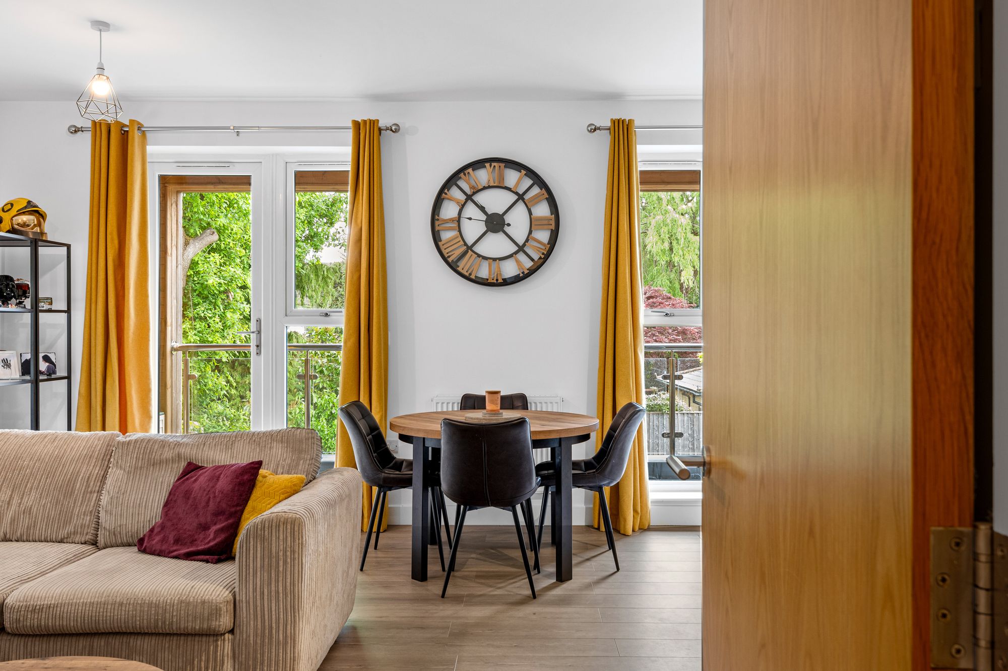 1 bed flat for sale in Rectory Park, South Croydon  - Property Image 1