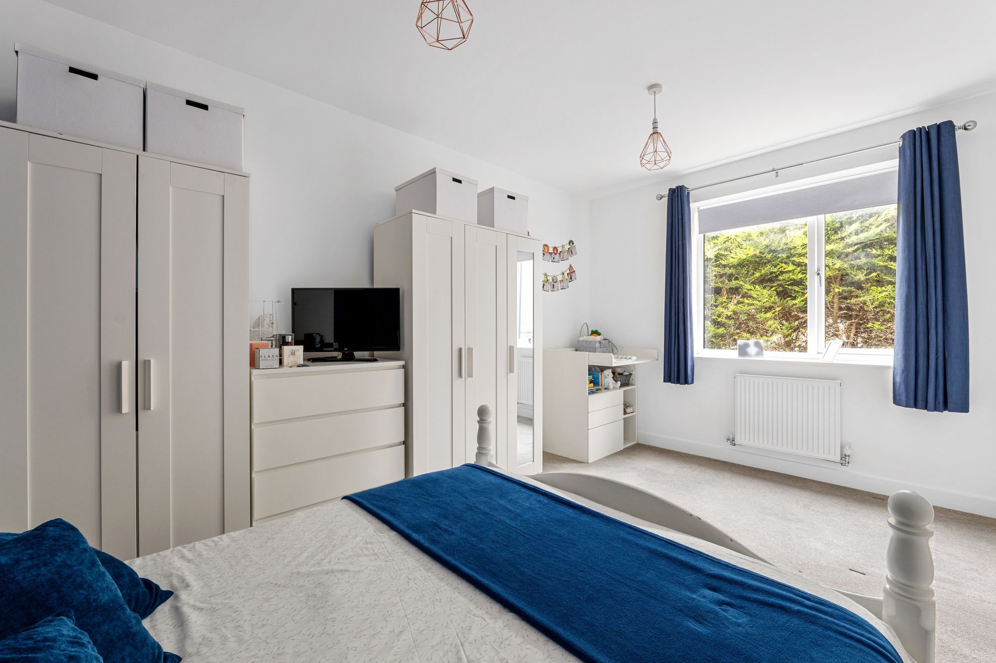 1 bed flat for sale in Rectory Park, South Croydon 5