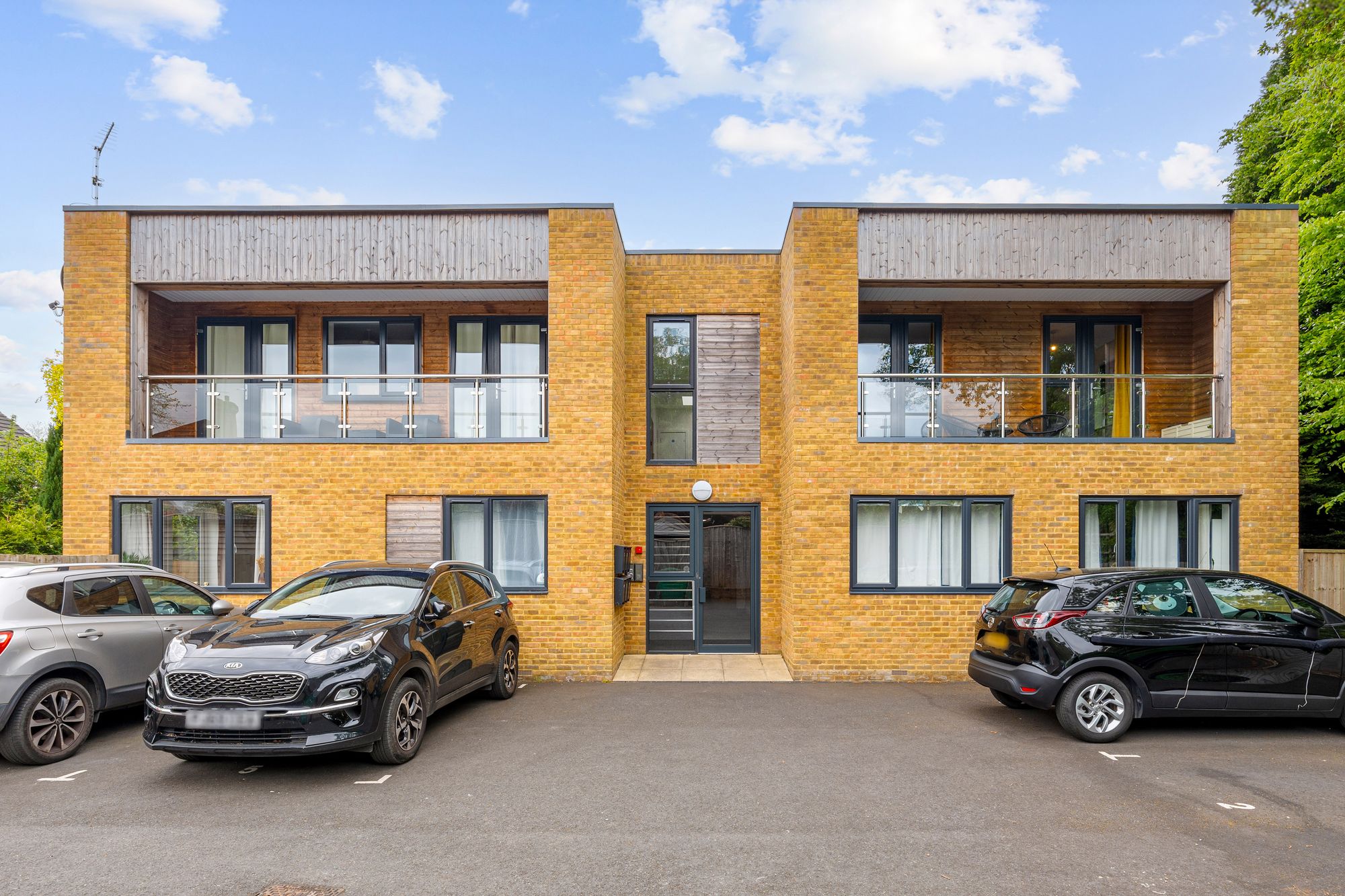 1 bed flat for sale in Rectory Park, South Croydon 4