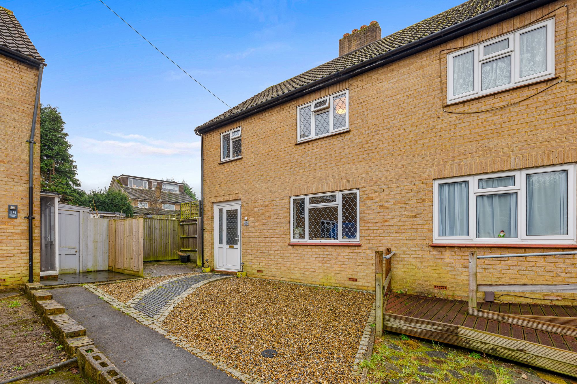 3 bed semi-detached house for sale in Cranmer Close, Warlingham  - Property Image 2