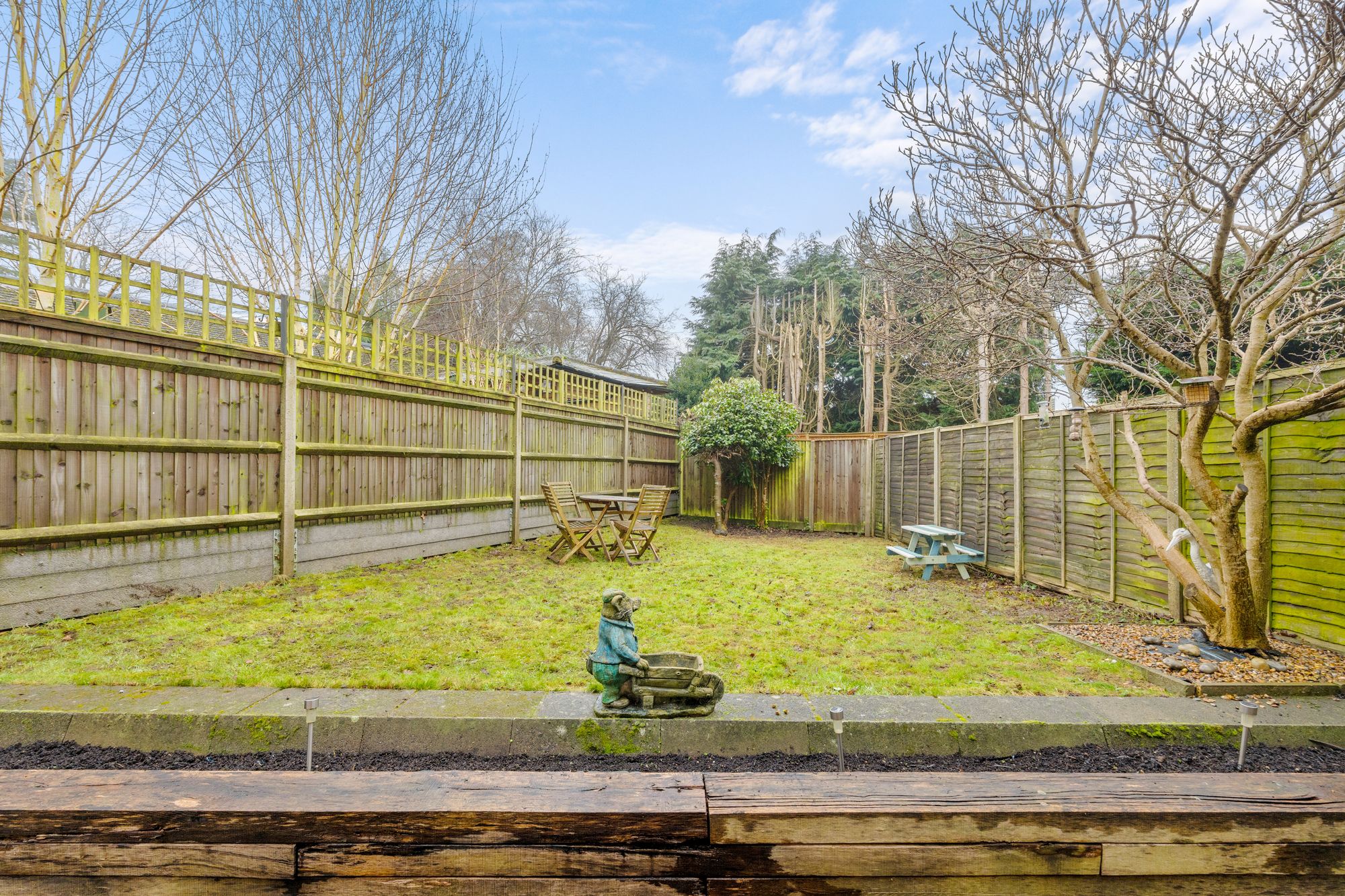 3 bed semi-detached house for sale in Cranmer Close, Warlingham 15