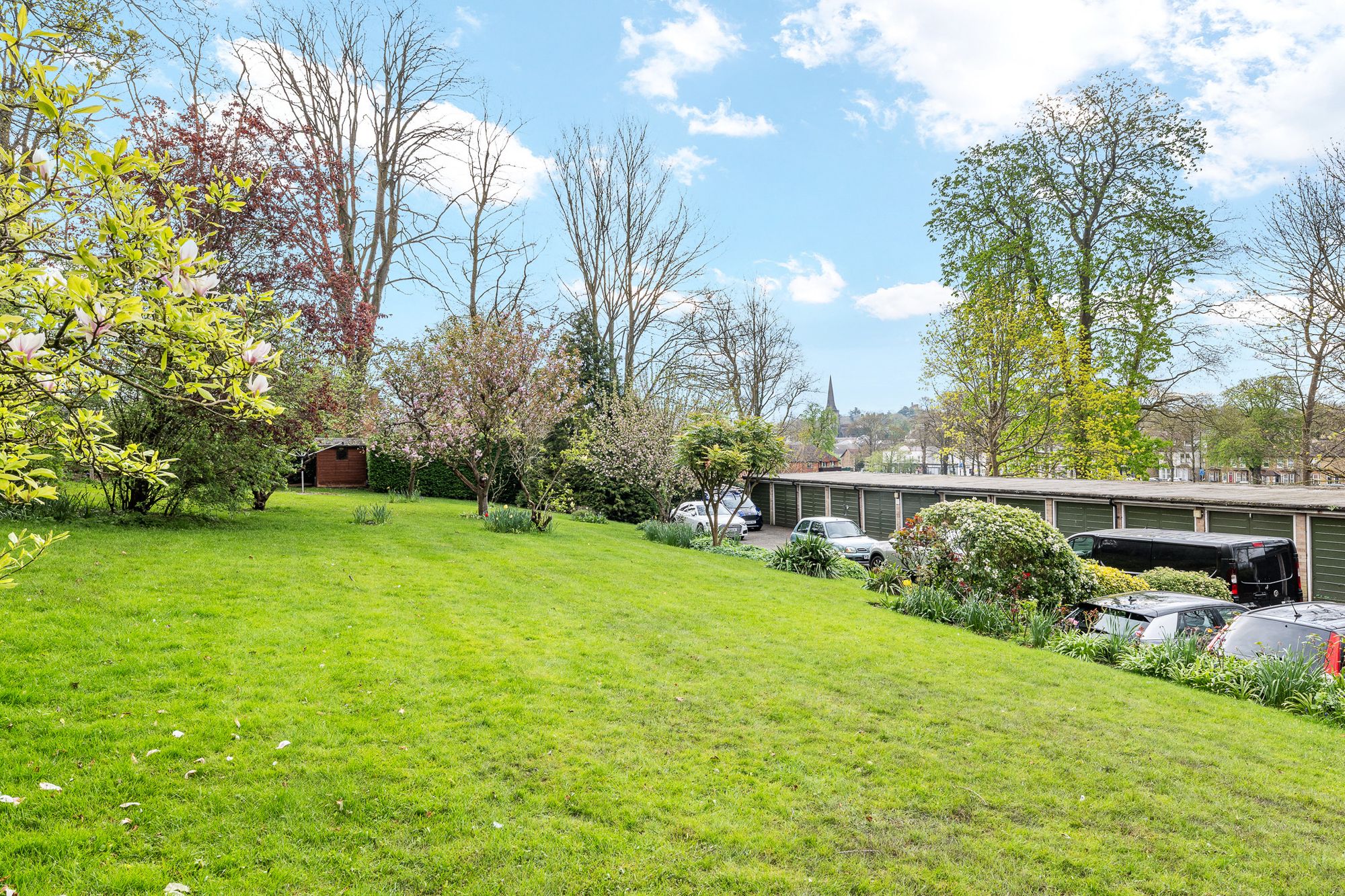 1 bed flat to rent in Haling Park Road, South Croydon 18