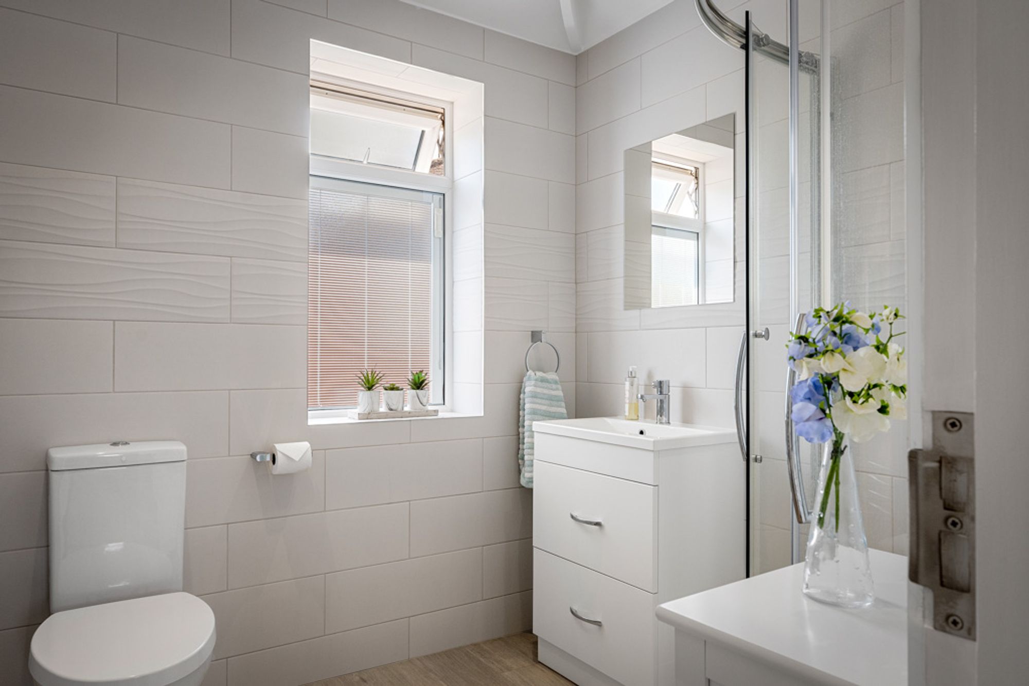 4 bed semi-detached house for sale in Hamsey Green Gardens, Warlingham 28