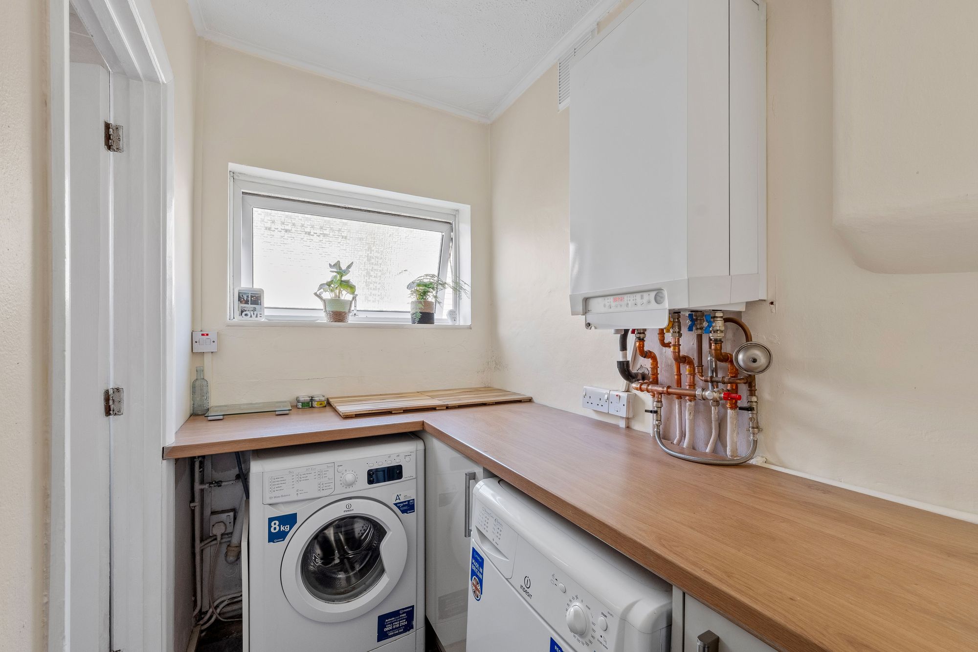 2 bed ground floor flat for sale in Brighton Road, South Croydon  - Property Image 10