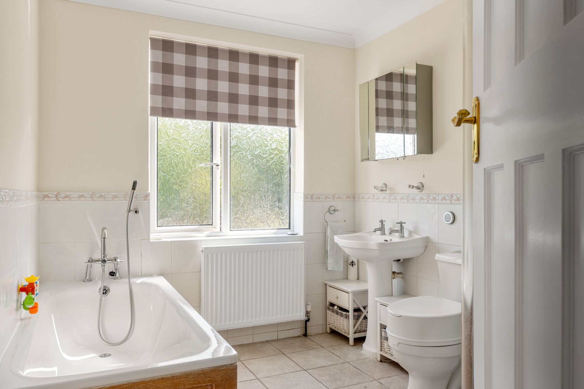 3 bed semi-detached house for sale in Nursery Close, Croydon 18