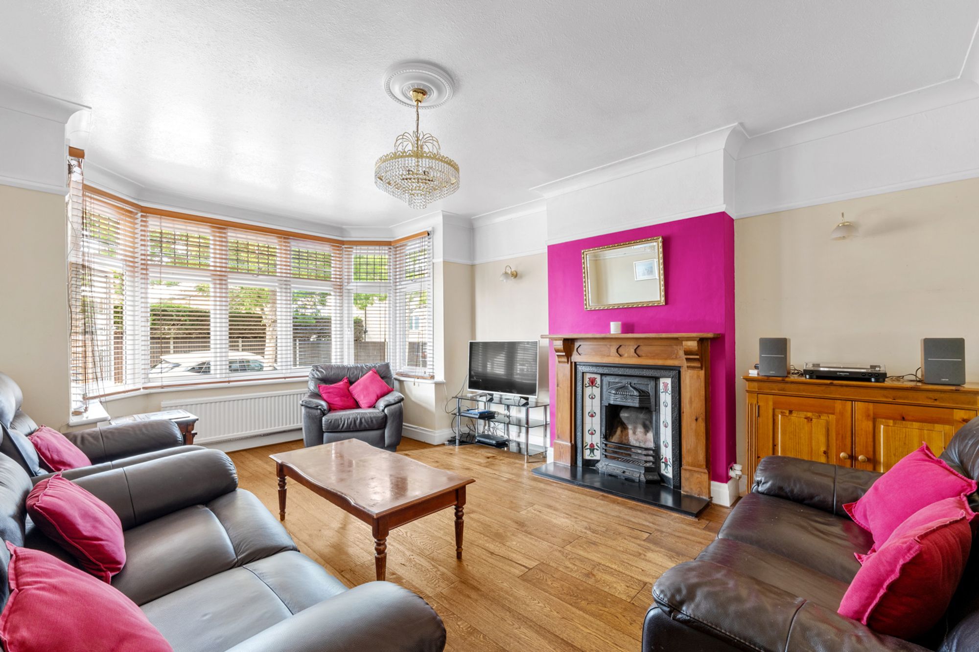 3 bed semi-detached house for sale in Nursery Close, Croydon 3