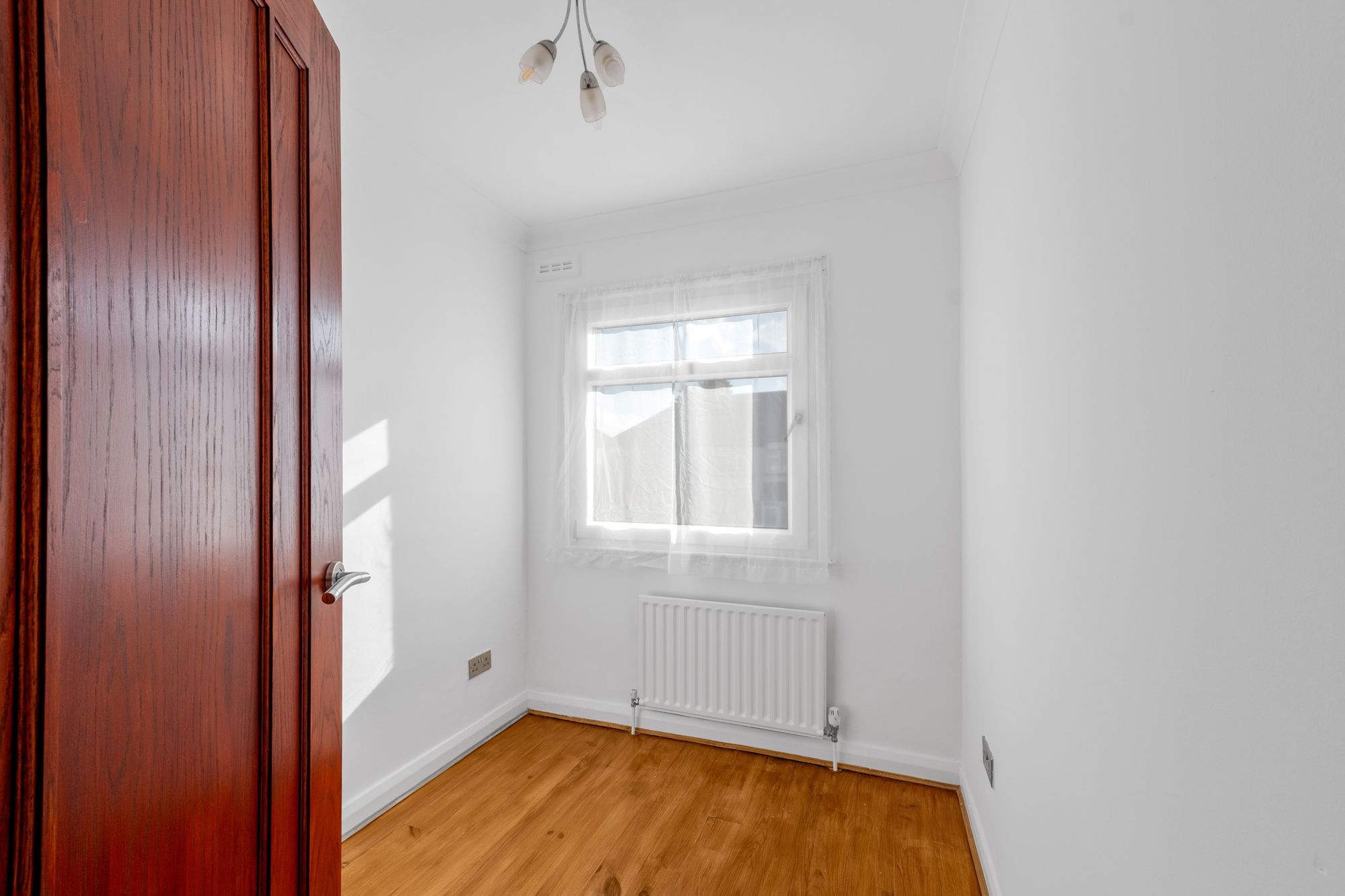 3 bed terraced house for sale in Sherwood Park Road, Mitcham  - Property Image 7