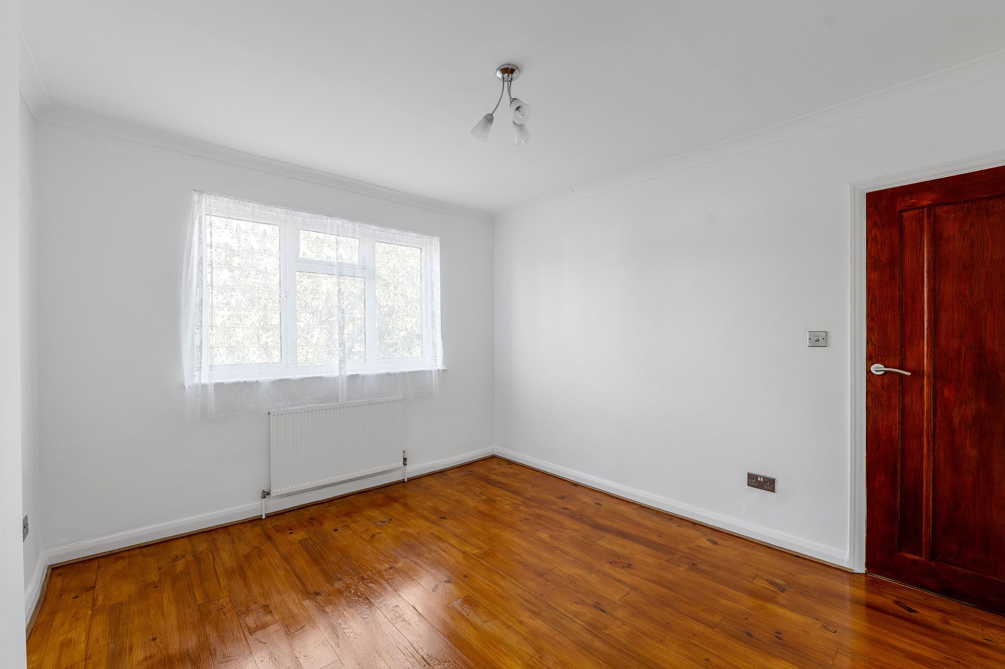 3 bed terraced house for sale in Sherwood Park Road, Mitcham  - Property Image 12