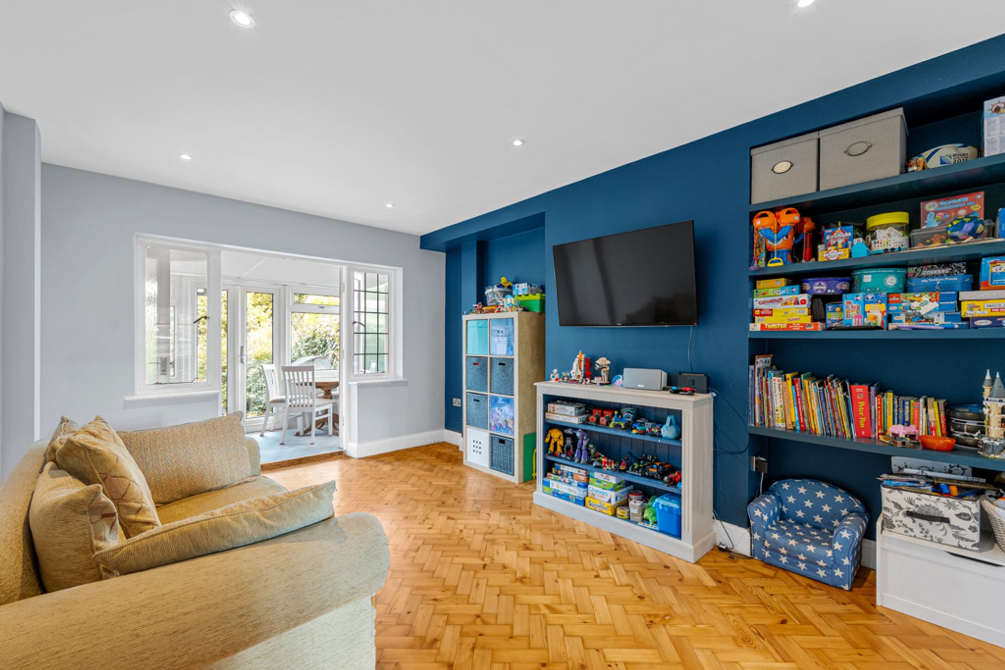 4 bed semi-detached house for sale in Court Hill, South Croydon  - Property Image 6
