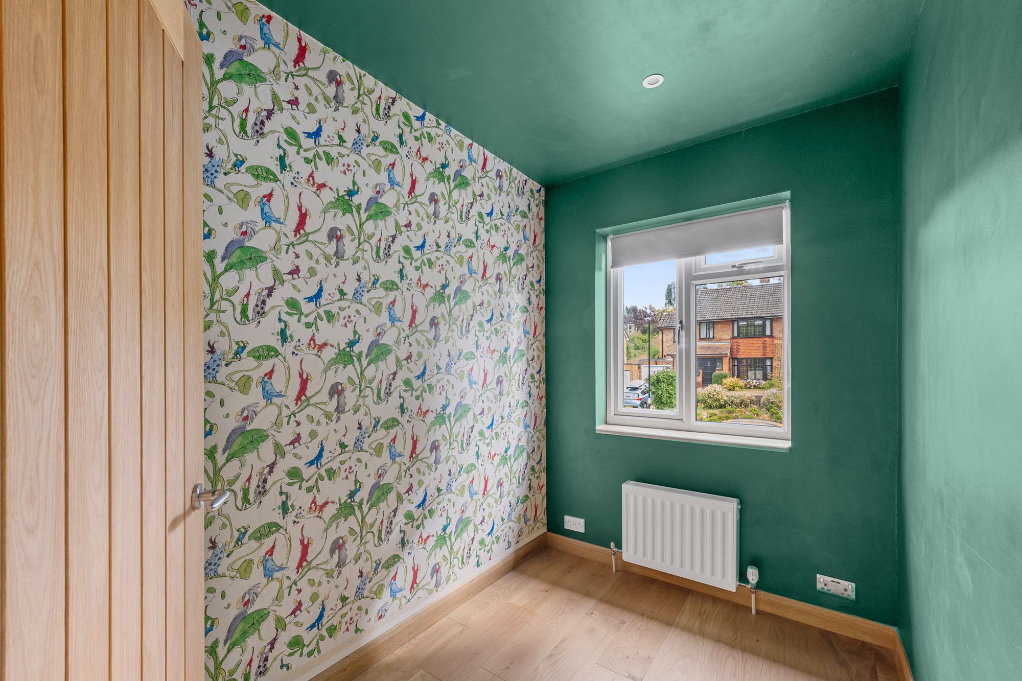 3 bed semi-detached house to rent in Holmwood Avenue, South Croydon 12