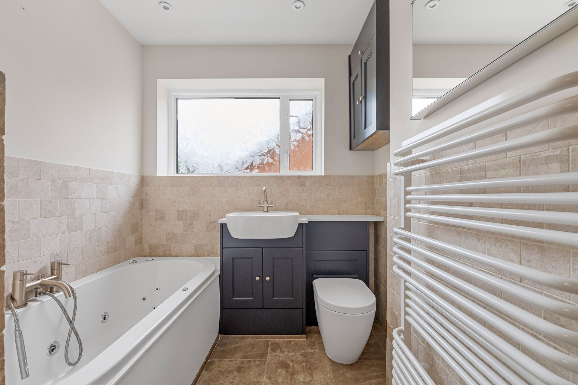 3 bed semi-detached house to rent in Holmwood Avenue, South Croydon 10