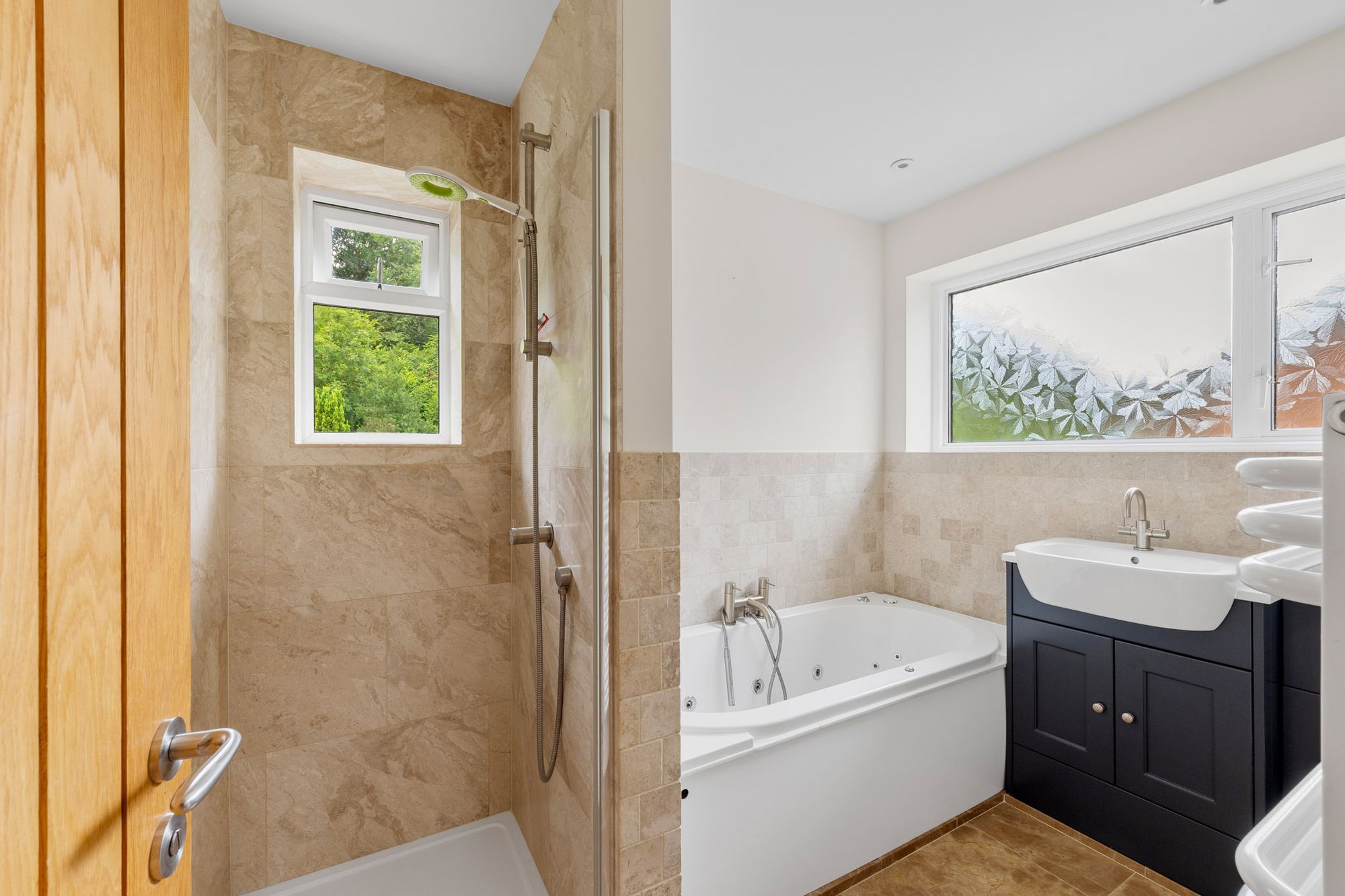 3 bed semi-detached house to rent in Holmwood Avenue, South Croydon 2