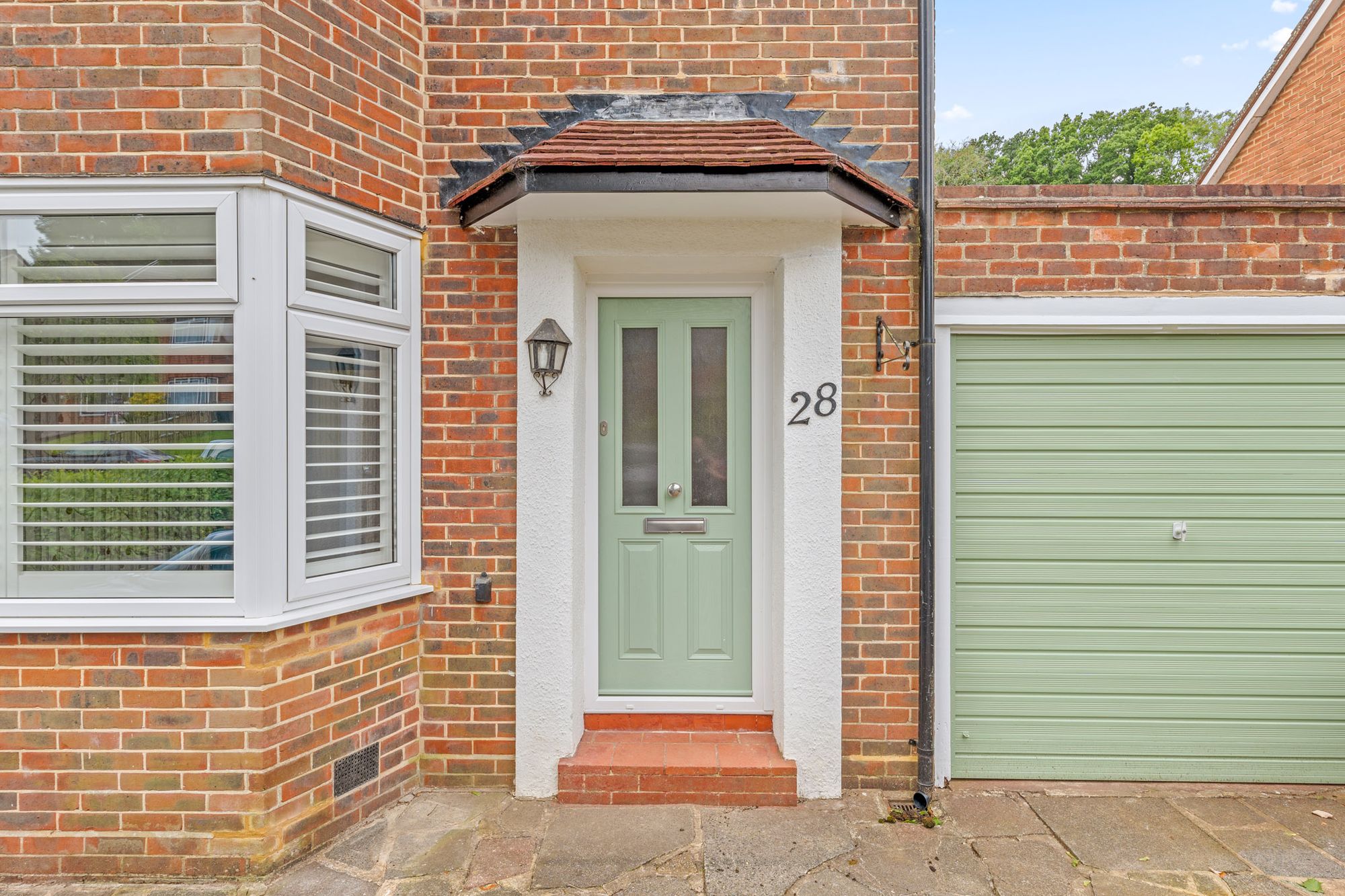 3 bed semi-detached house to rent in Holmwood Avenue, South Croydon 17