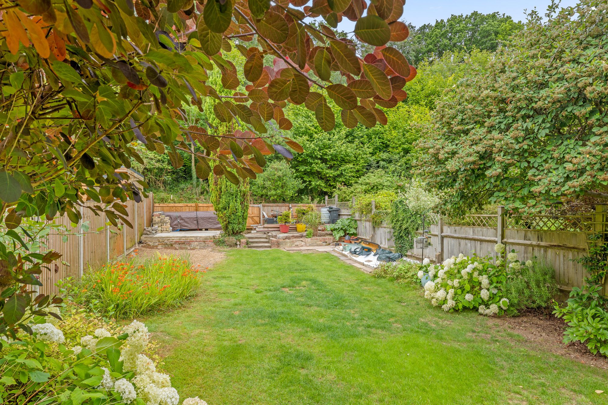 3 bed semi-detached house to rent in Holmwood Avenue, South Croydon 20