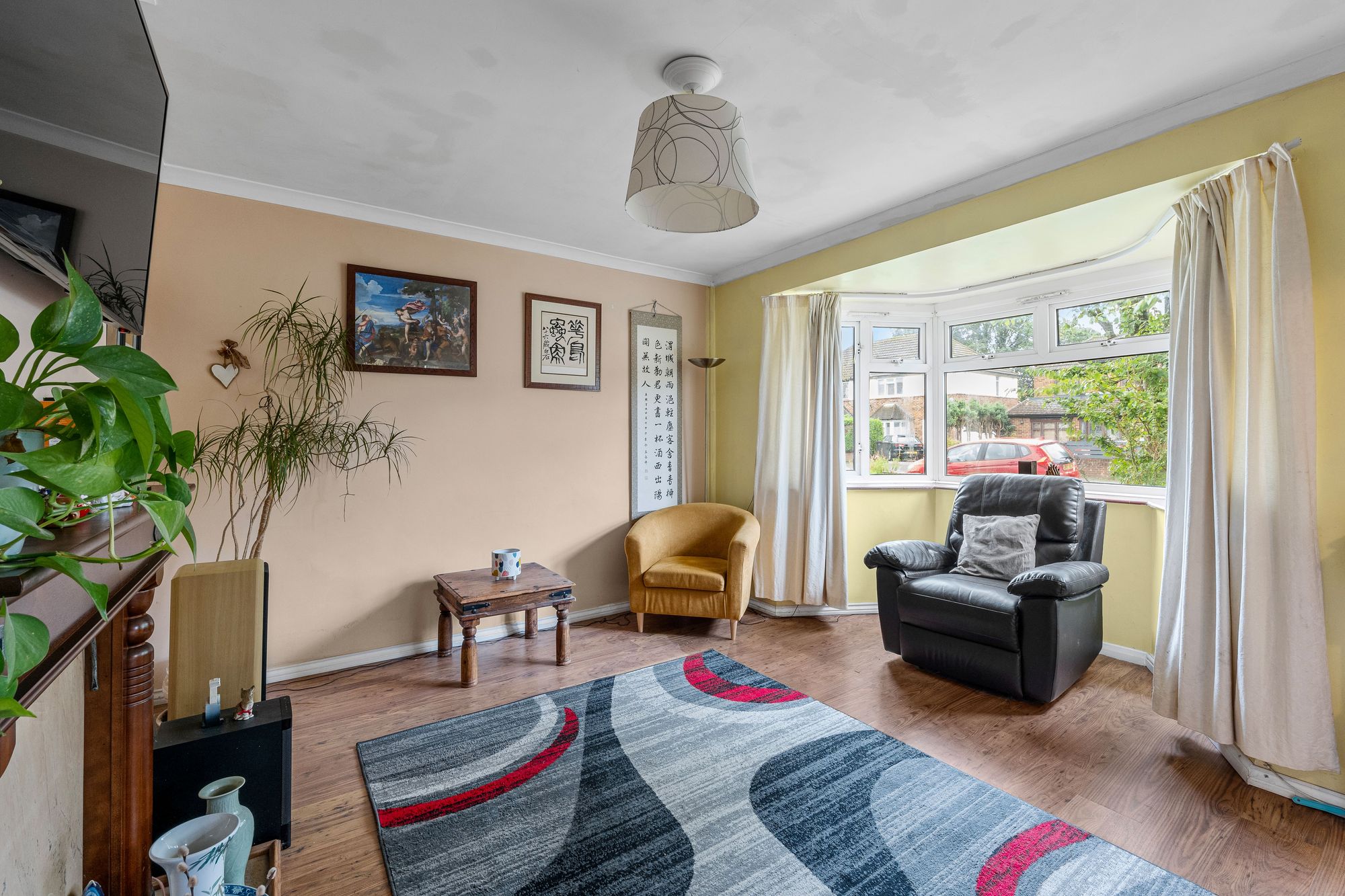 3 bed semi-detached house for sale in Wentworth Way, South Croydon  - Property Image 2