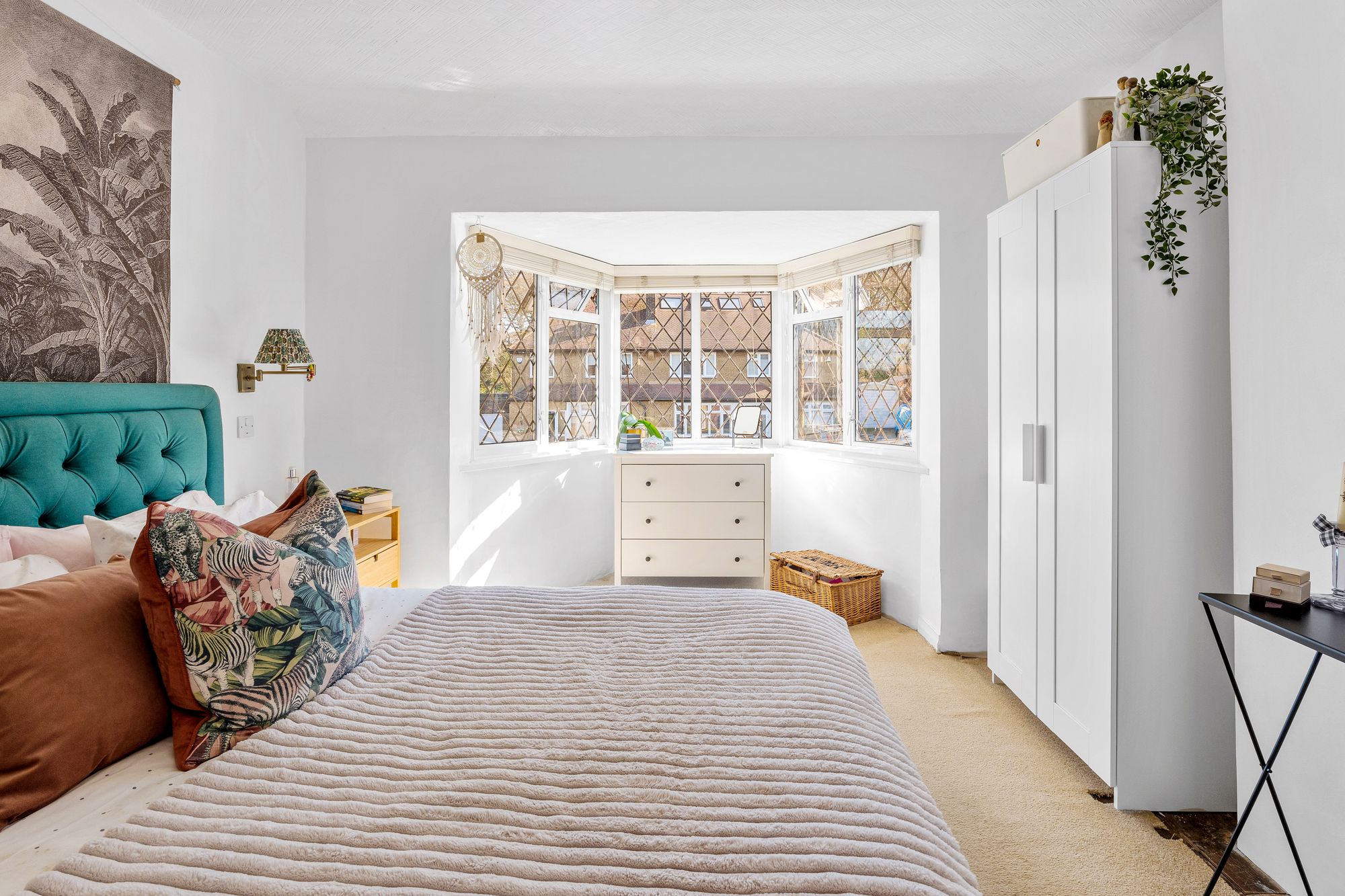 4 bed semi-detached house for sale in Littleheath Road, South Croydon 18