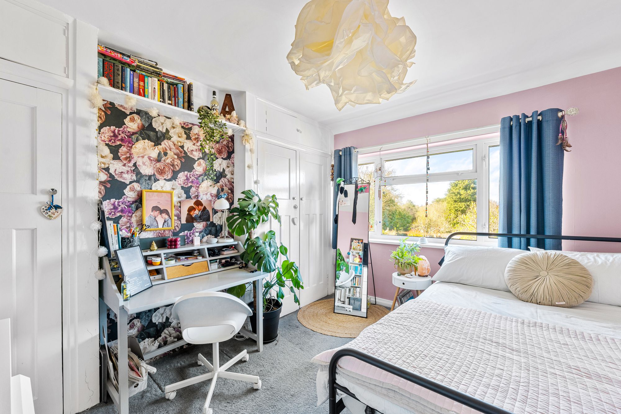 4 bed semi-detached house for sale in Littleheath Road, South Croydon 22