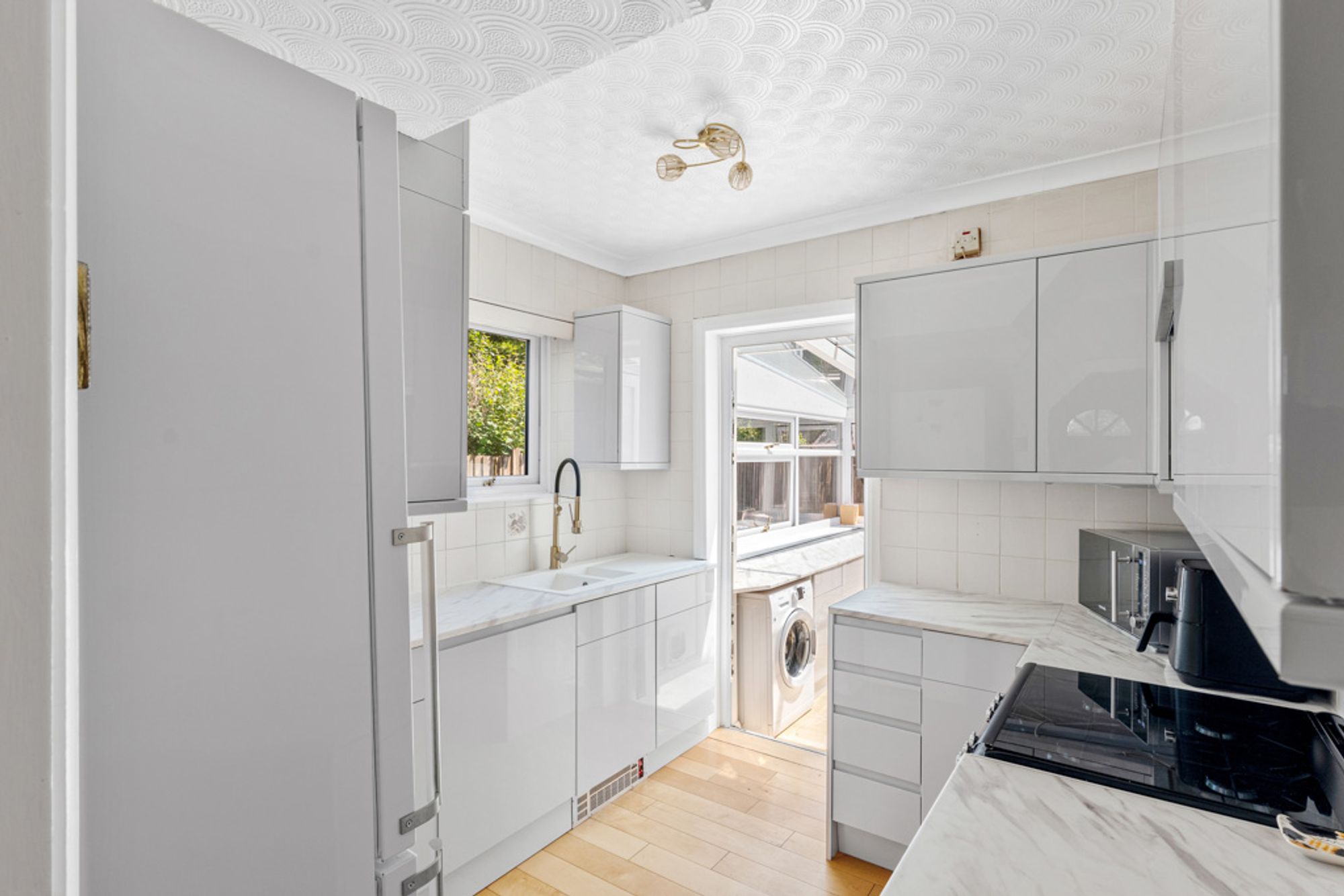 3 bed semi-detached house for sale in Grisedale Close, Purley  - Property Image 2