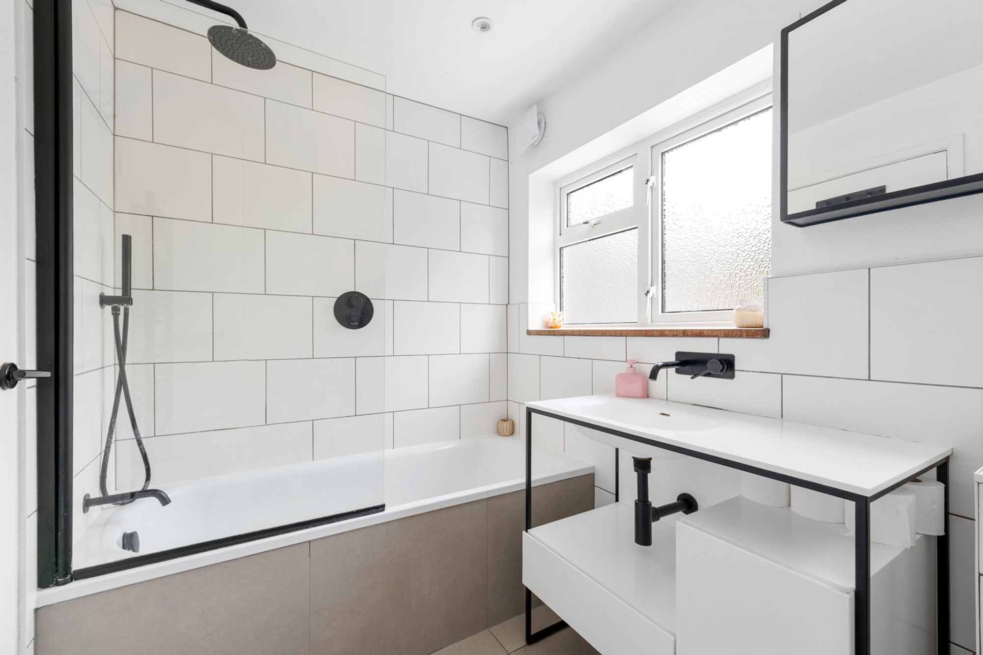 2 bed mid-terraced house for sale in Helder Street, South Croydon 14