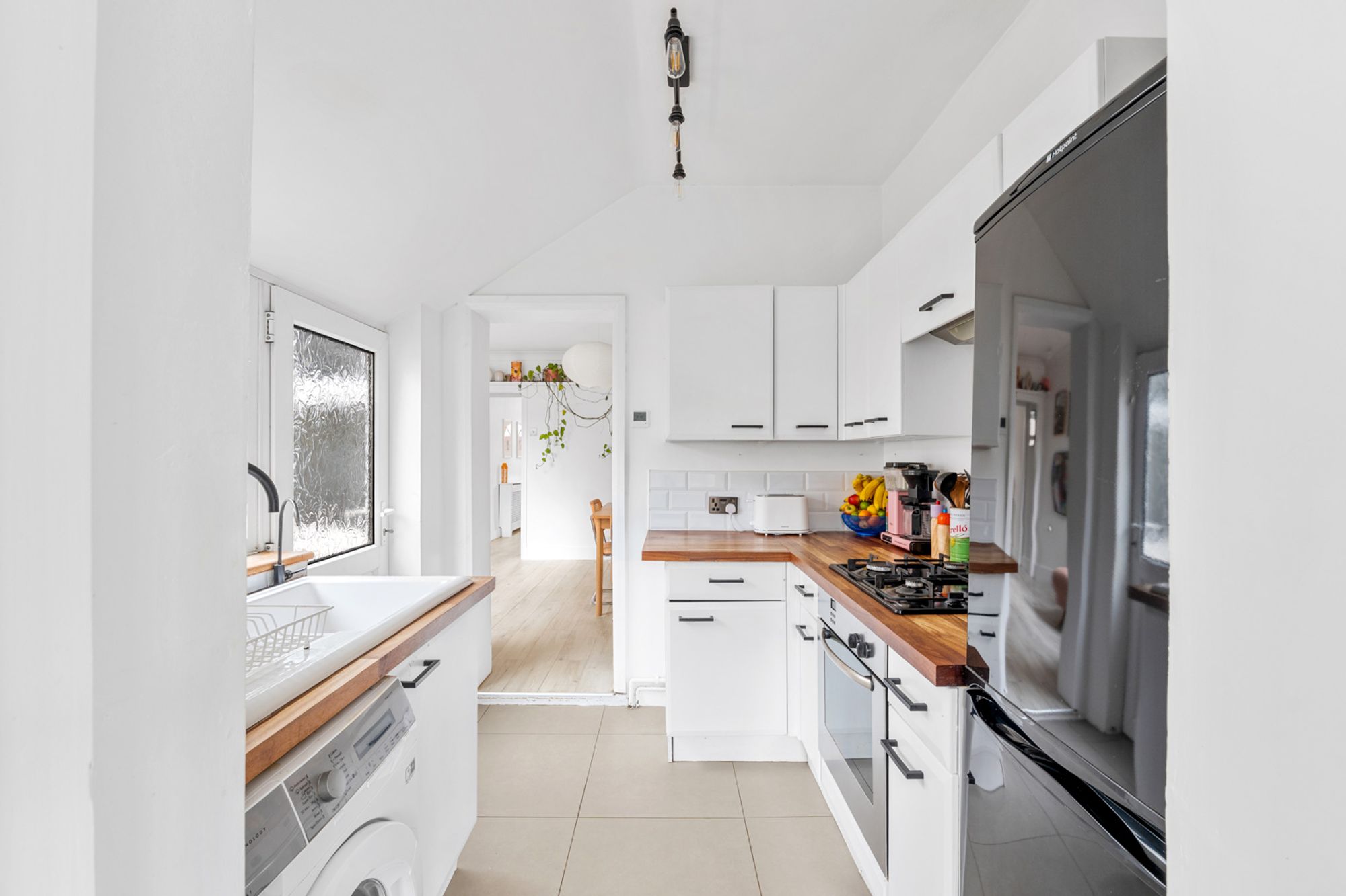 2 bed mid-terraced house for sale in Helder Street, South Croydon 16