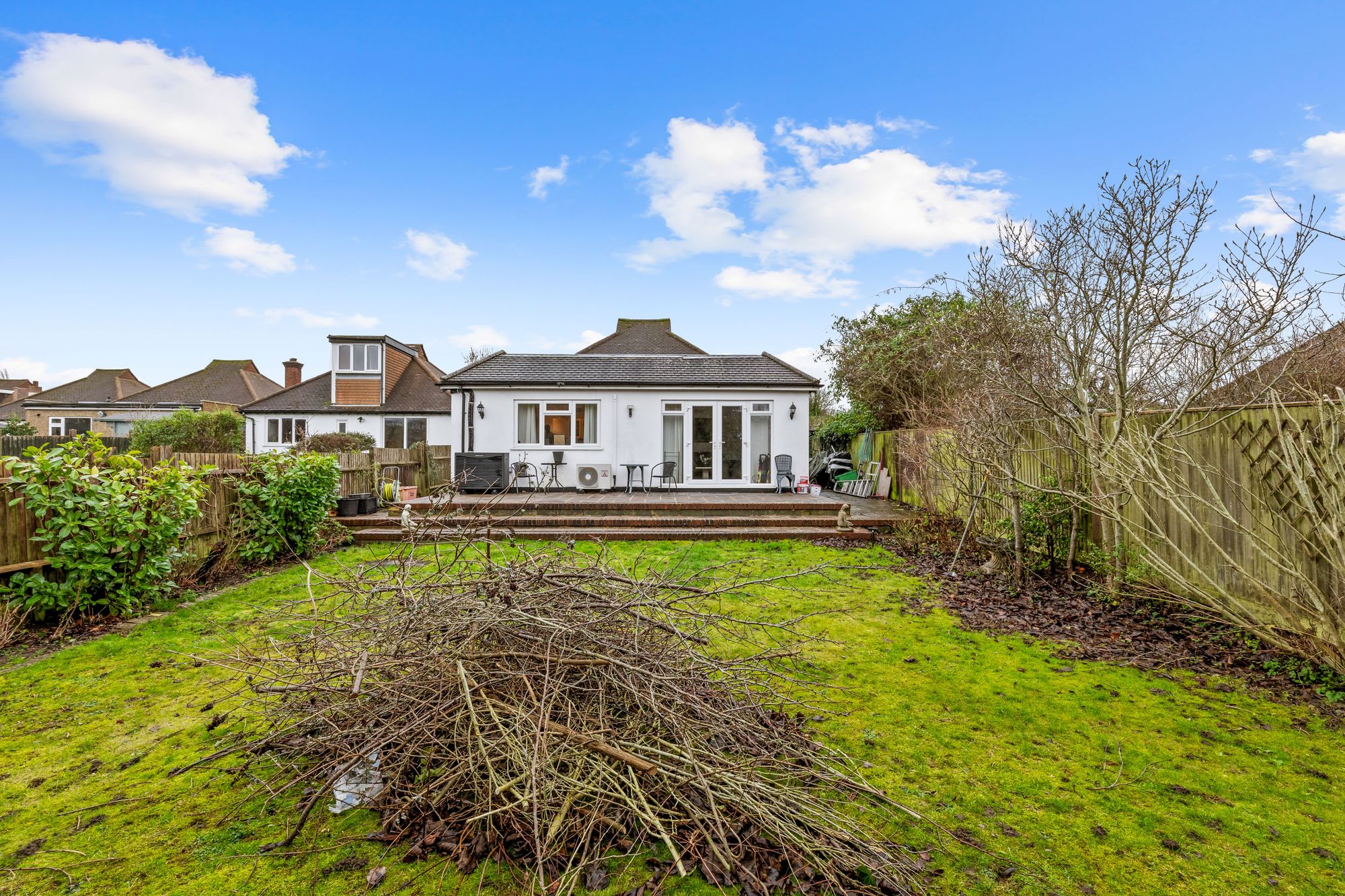 3 bed detached bungalow for sale in Princes Avenue, South Croydon, CR2  - Property Image 14