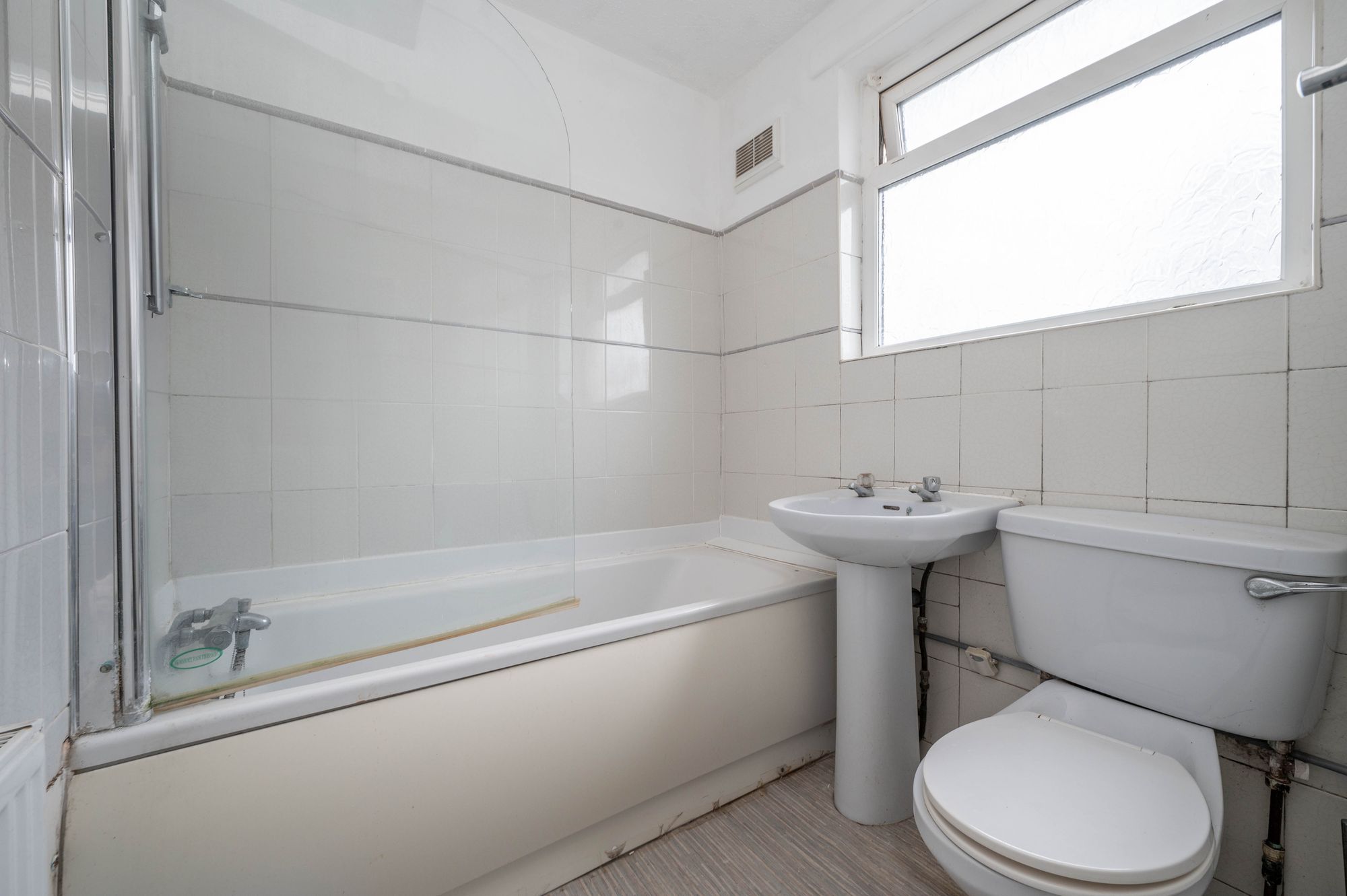 1 bed flat for sale in Newburgh Crescent, Warwick  - Property Image 4