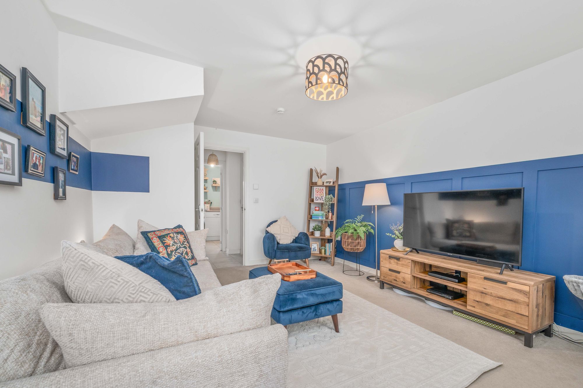 3 bed semi-detached house for sale in Willow Way, Meon Vale, CV37  - Property Image 12
