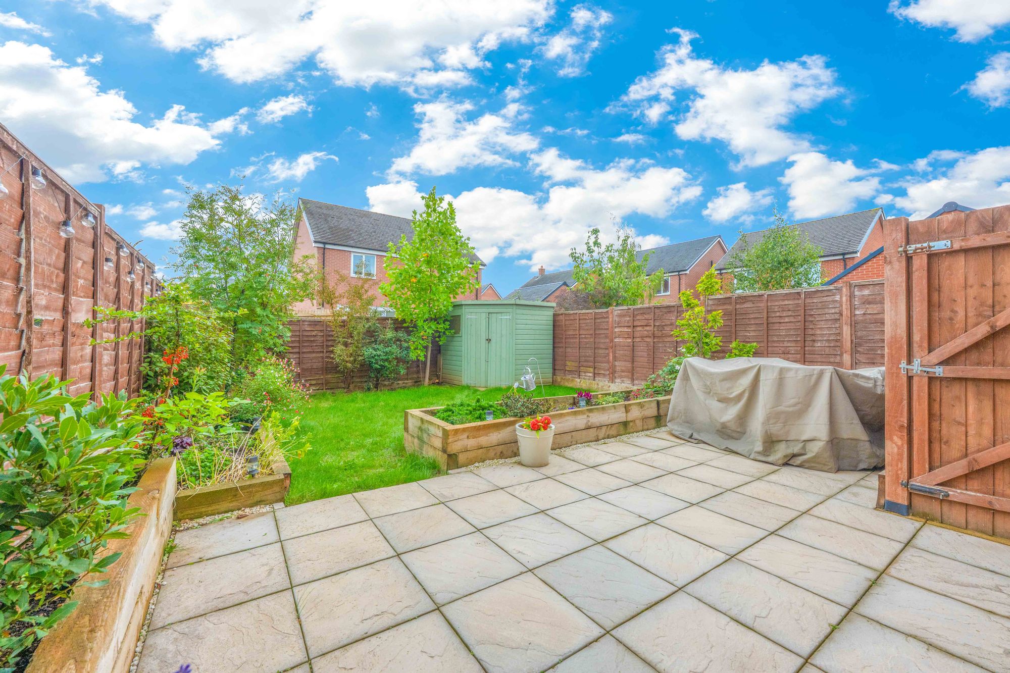 3 bed semi-detached house for sale in Willow Way, Meon Vale, CV37 7