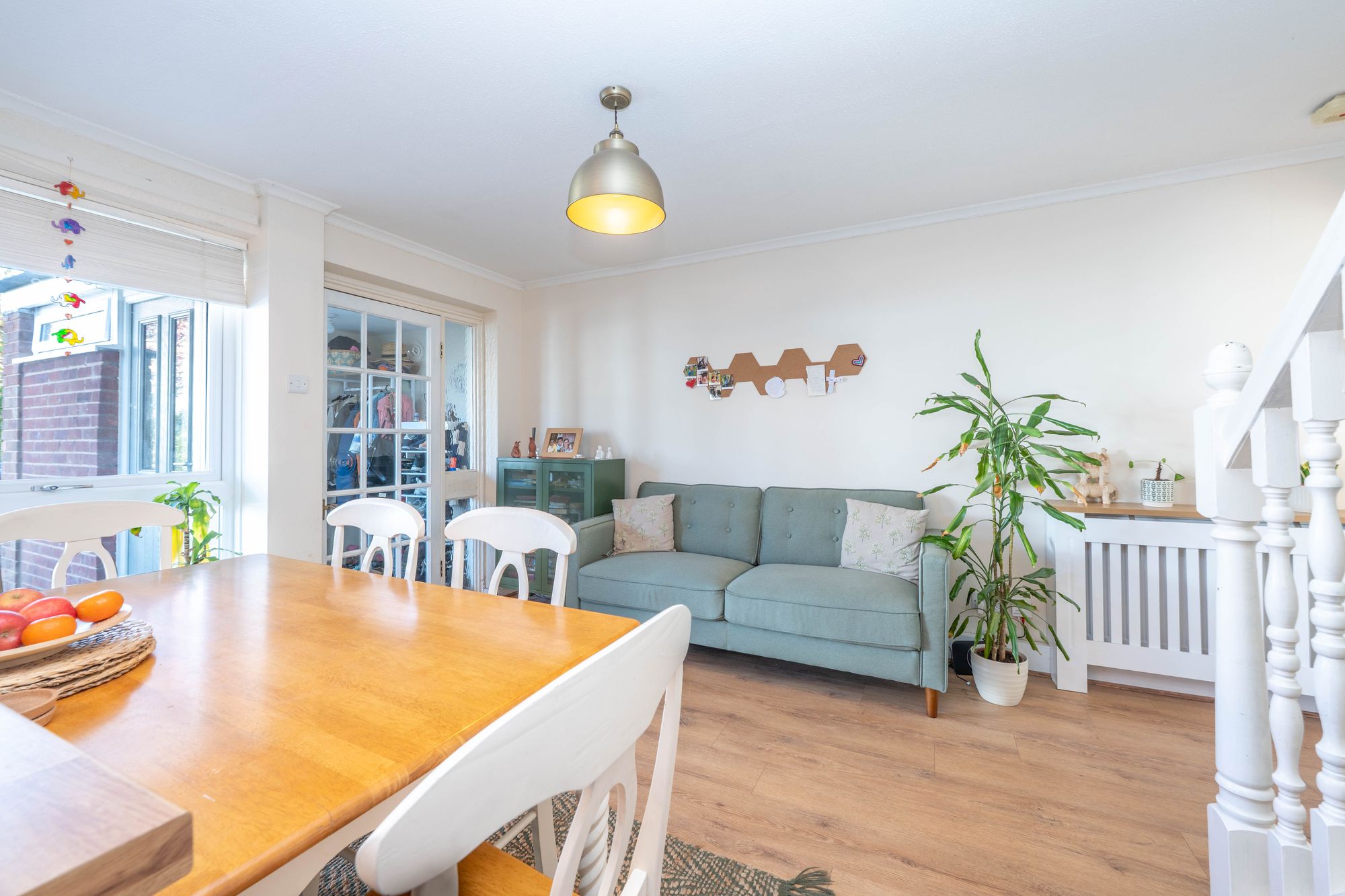 3 bed end of terrace house for sale in Hales Close, Snitterfield, CV37 8