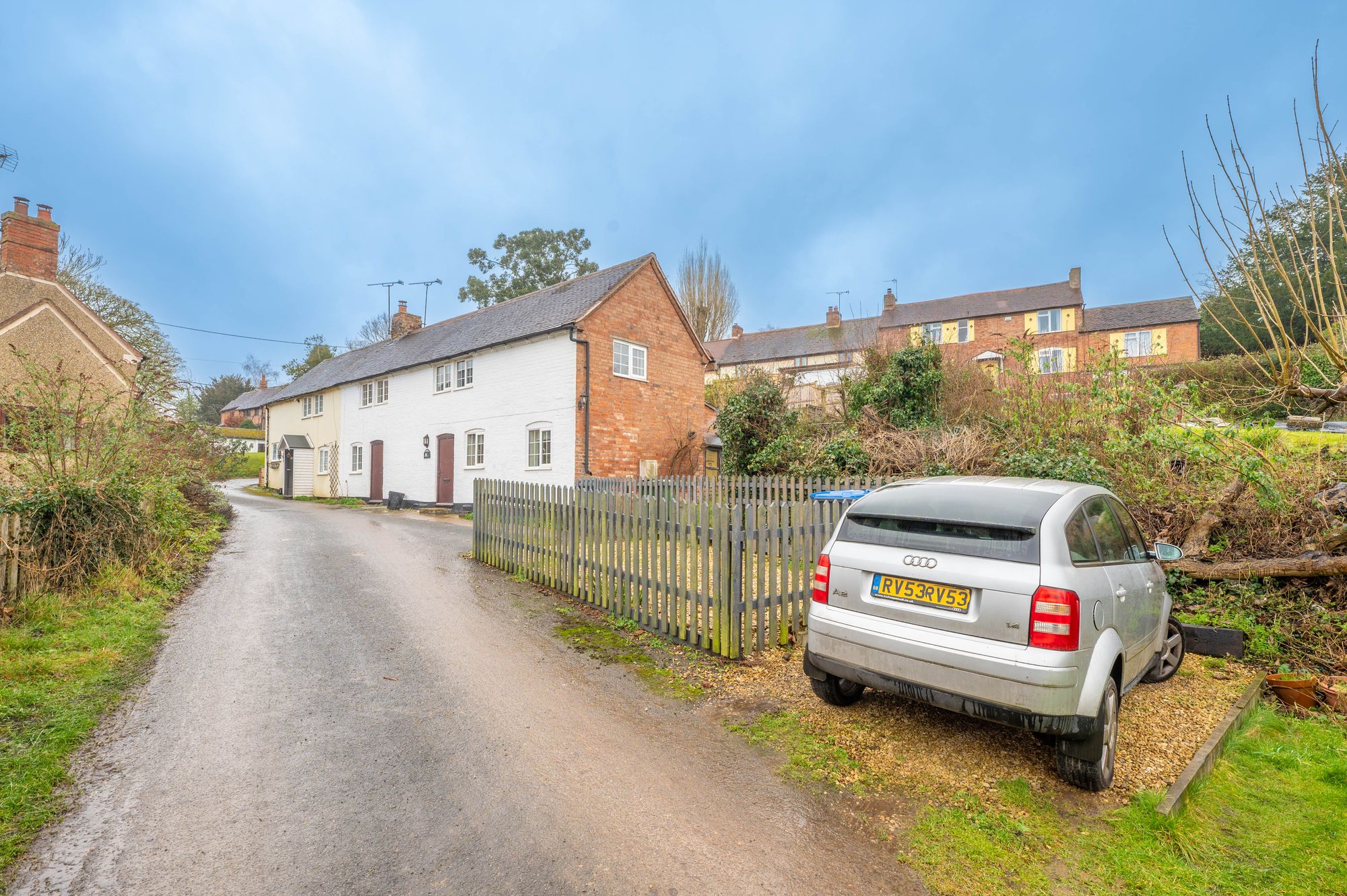 2 bed semi-detached cottage for sale in Ash Lane, Stratford-Upon-Avon  - Property Image 14