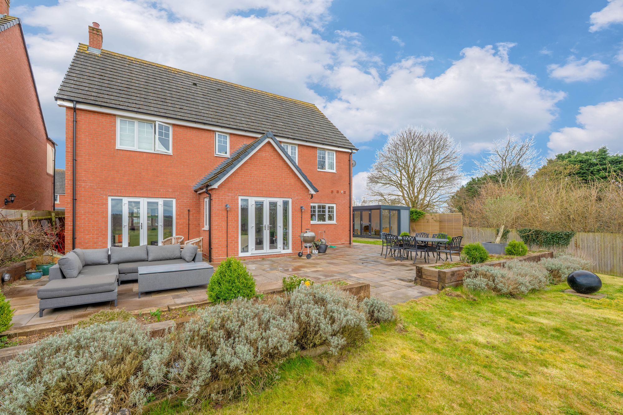 5 bed detached house for sale in The Spinney, Hampton Lucy, CV35 13