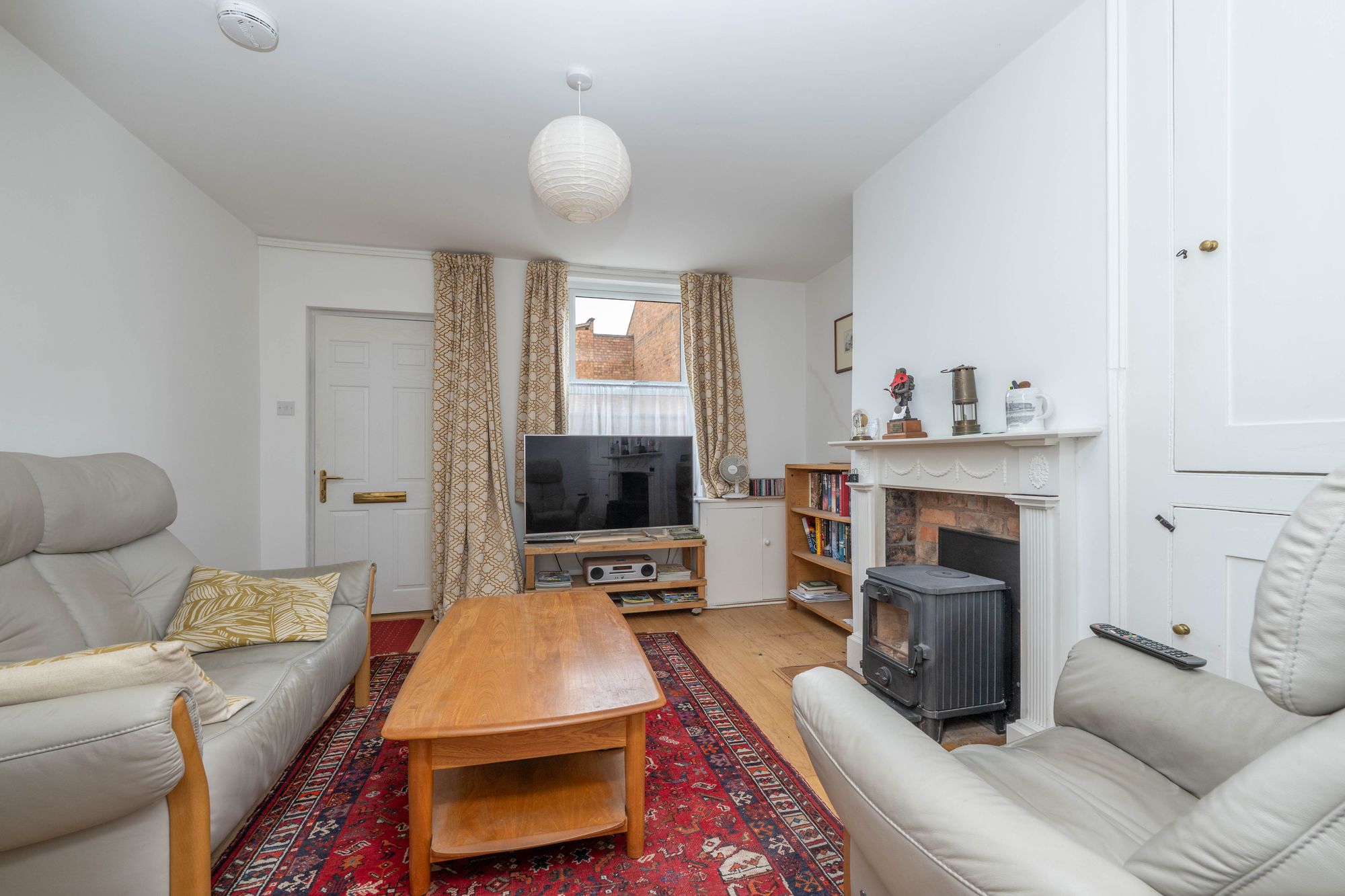 2 bed end of terrace house for sale in Narrow Lane, Stratford-Upon-Avon, CV37 6