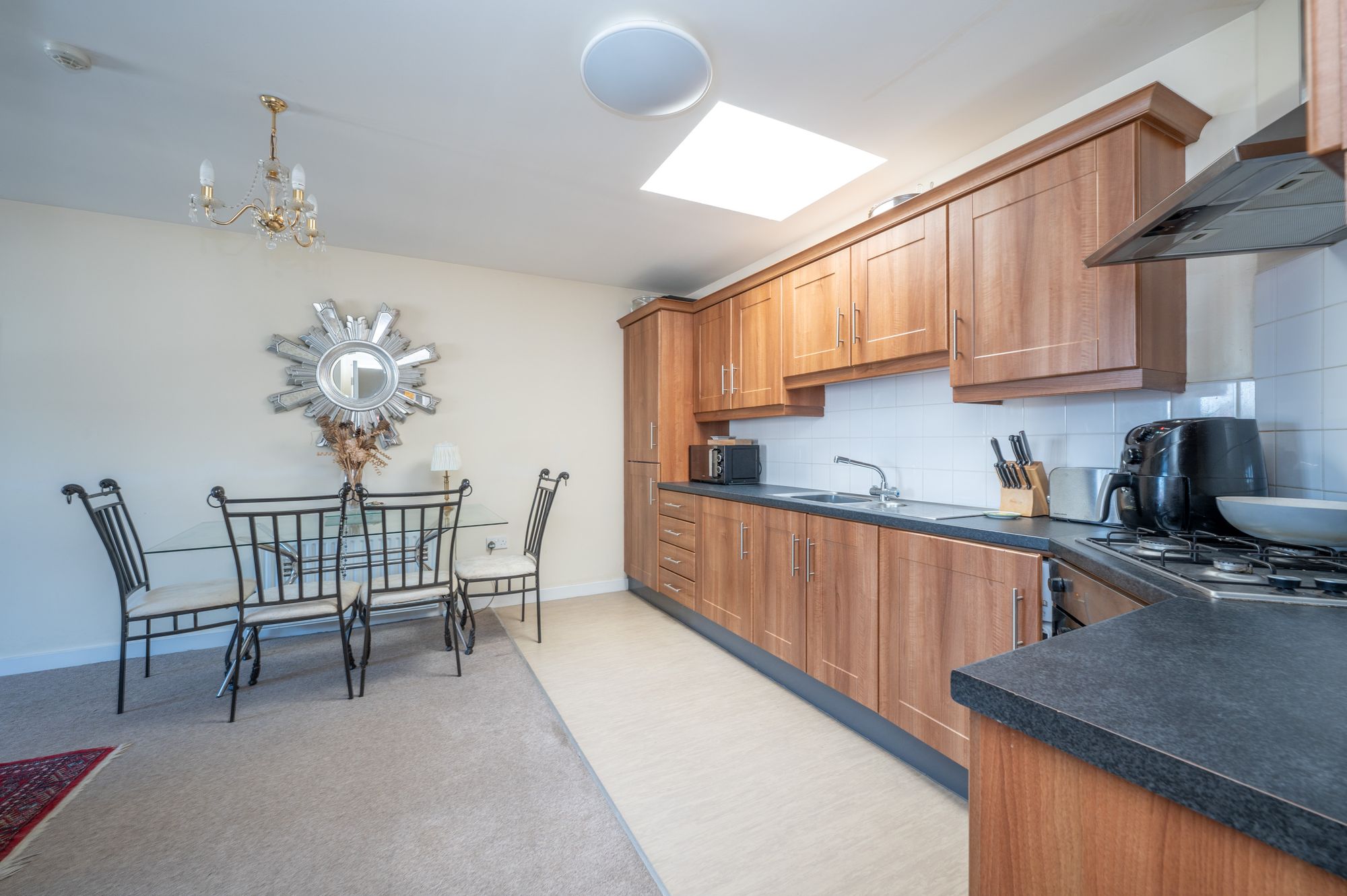2 bed apartment for sale in Coten End, Warwick, CV34 4